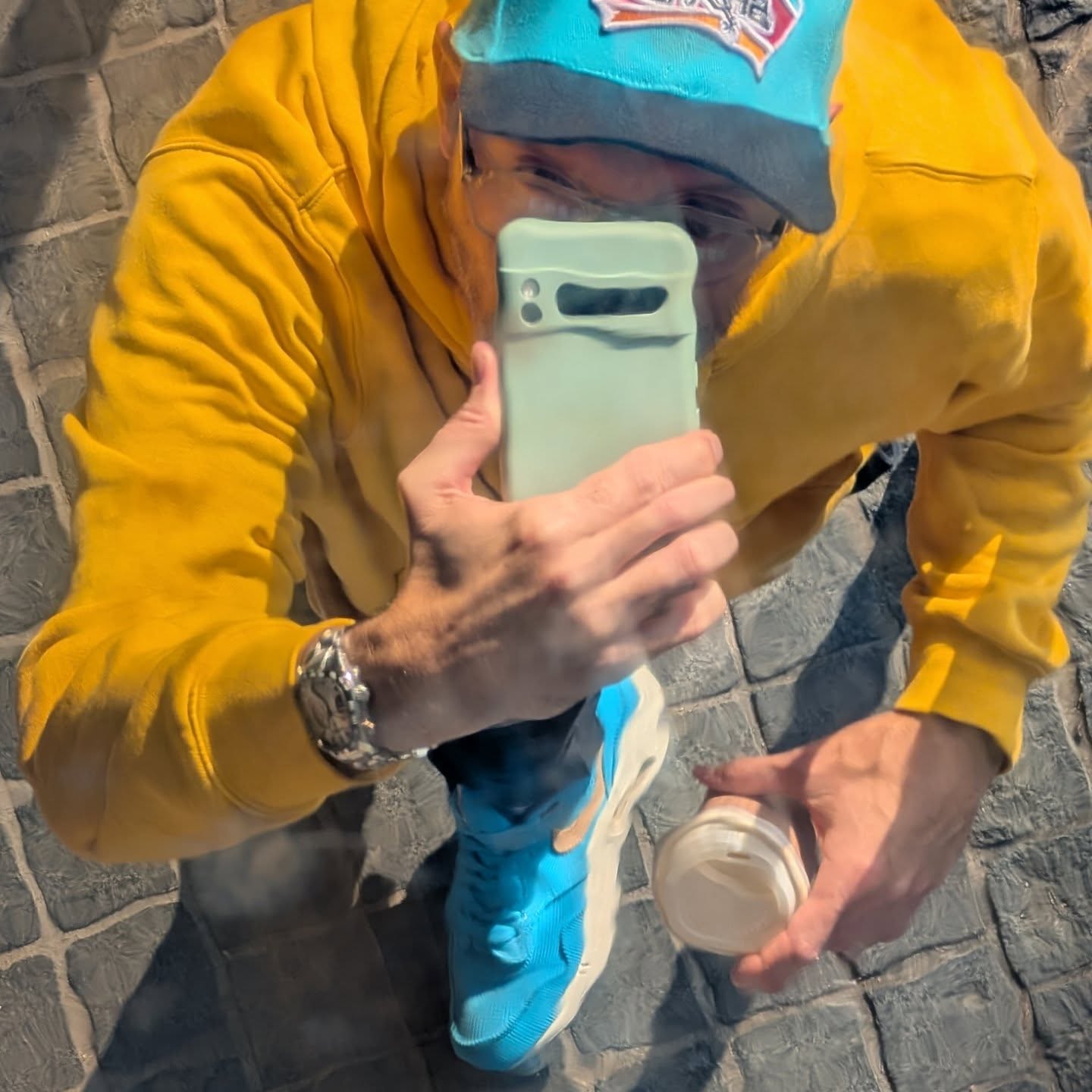 Cap 🧢 Coffee ☕ Kicks 👟👟
#london #kingscross #nike #airmax #airmax1 #balticblue