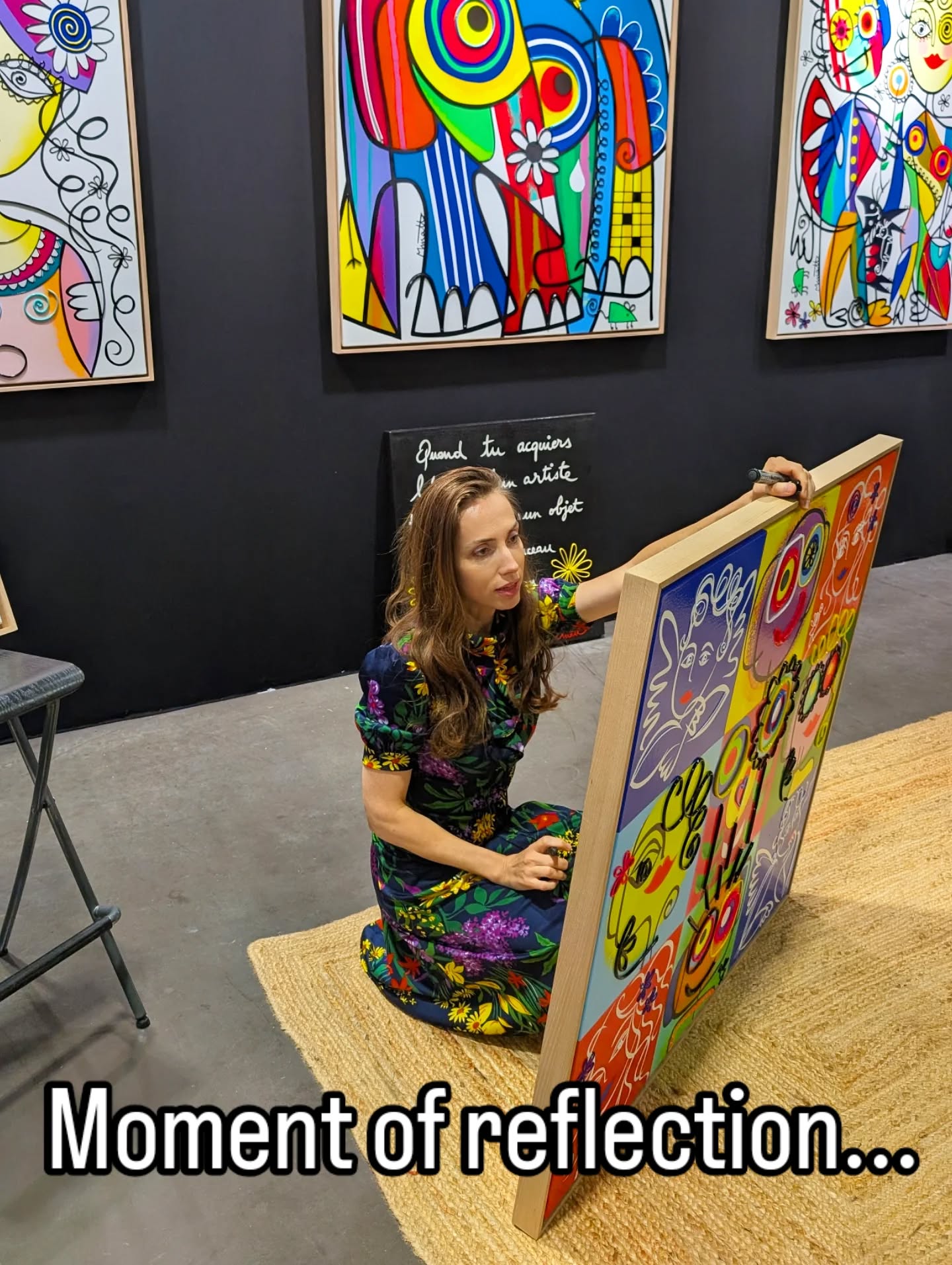 9=1 dimension 100x100 est parti rejoindre le douillet chalet de Delphine et Matthieu 🙏🙏🙏
Un "Matt" chez eux qu'ils couvent des yeux
Des jours heureux sous la neige fine
Un chalet, le sapin qui s'illumine
Pour éclairer les cieux et exaucer leurs vœux :
Rester lovés repus du bien le plus précieux,
Le beau, le mieux, le peu, juste EUX