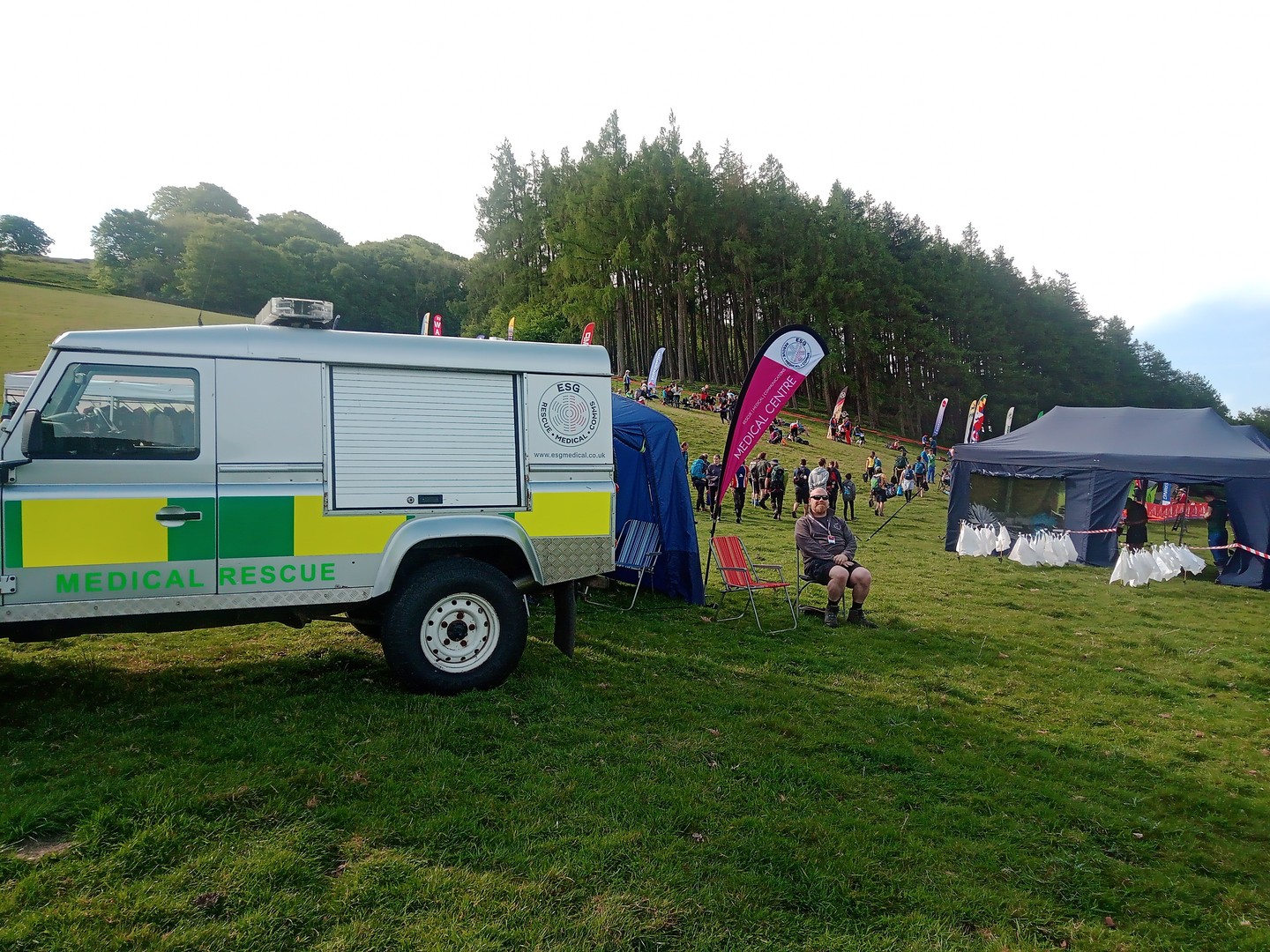 When it comes to trail and bike races, prioritising athlete safety is key! Discover our tailored health care solutions designed specifically for outdoor sports events. Our bespoke medical services ensure that every participant is supported on their journey. Interested in enhancing your event's safety? Link in bio. #TrailSafety #BikeRacing #UltraMarathon #OutdoorEvents #MedicalSupport #EventCare #HealthFirst #RunHappy