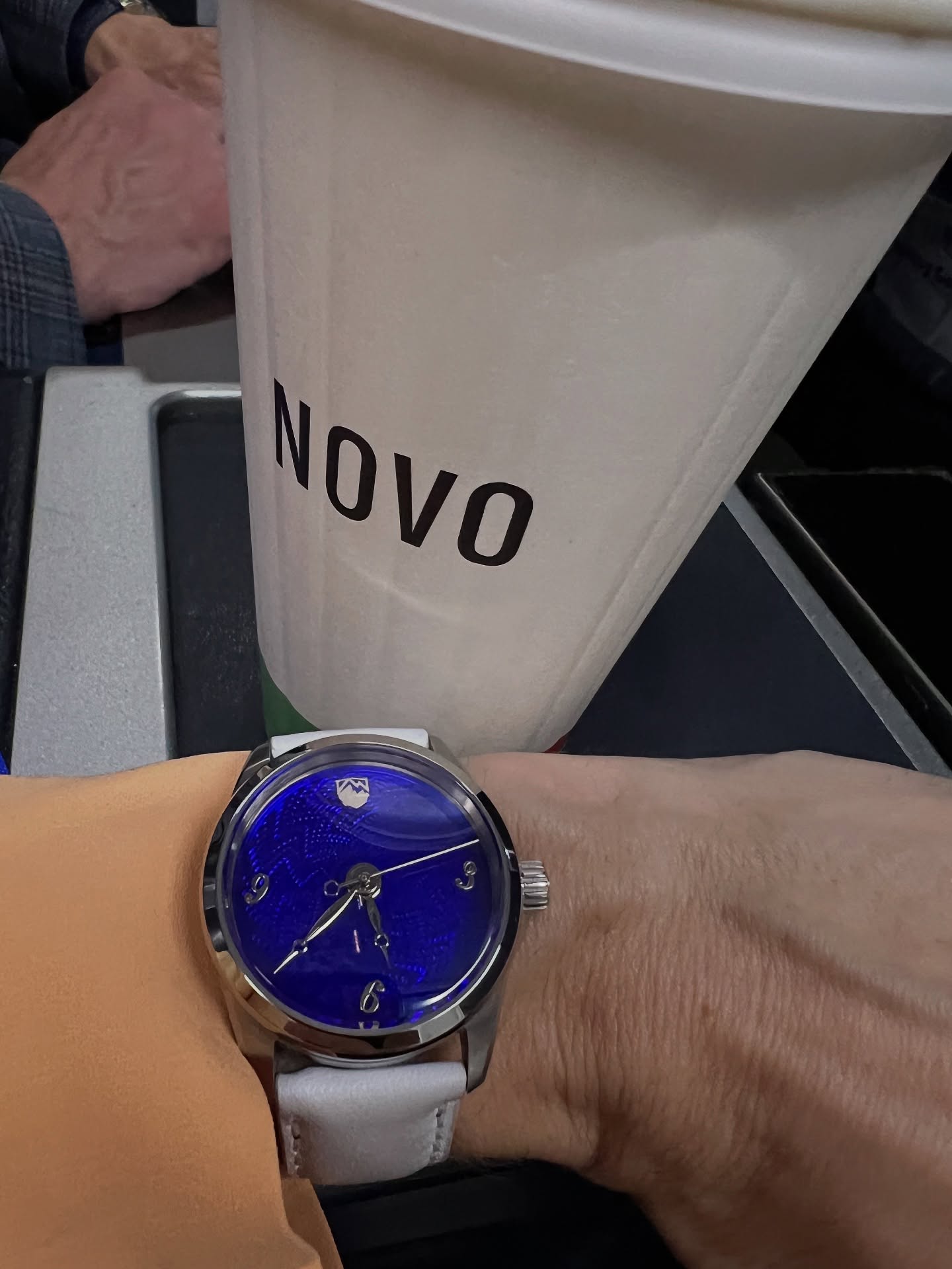 Coffee for the early bird flight and off we go to New York Watch Week! We cannot wait to see our friends at @windupwatchfair @watchtime_germany @the_hype_nyc @isotopewatches @marathonwatch @awake.concept @fitwellbuckles @garden_state_time and so many more. #guilloché #enamel #grandfeuenamel #bassetaille #wristcheck #bespokewatch #customwatch #blanca #5280watchcompany