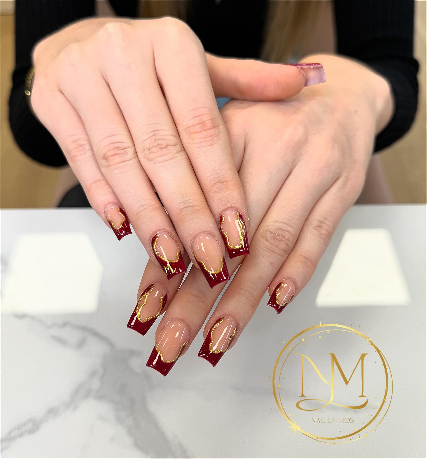 ✨ Perfekte Nägel – perfektes Gefühl!
Gönnen Sie sich eine kleine Auszeit und lassen Sie Ihre Hände strahlen. 💖
Jetzt Termin sichern und den Trend-Look genießen!
📍 Allgäu Center Mindelheim
📅 08261 7634 555
0155 6368 8899
#nails #nailart #naildesign #gelnails #nagelstudio #mindelheim #allgäu #beauty #selfcare #trendynails #fashion #frenchnails #luxurynails #nailsinspo #maniküre #nageldesign #prettyhands #nageltrends
⸻
👉 Schreiben Sie uns eine DM für Ihren Termin 💌