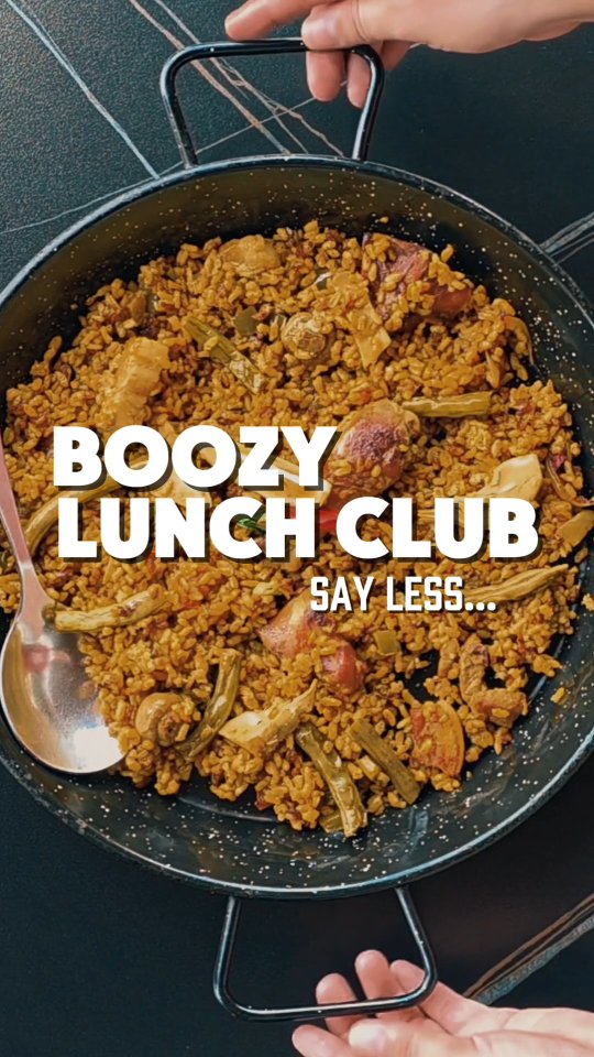 A little taste of what’s waiting for you this Saturday 👀
🥘 Paella
🍸 Cocktails
🍰 Dessert
✨ New friends
+ a whole lot more 😉
Join us for the very first Boozy Lunch Club at Socarrat 🍷
Seats are almost gone! Reserve yours through the link in bio.