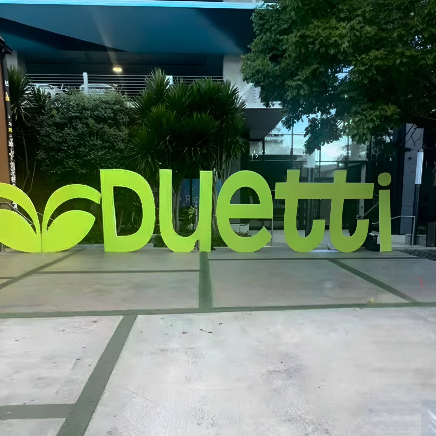 Standing tall at 5 feet, this custom logo is a total event showstopper — bold, eye-catching, and impossible to miss! Perfect for making your brand the center of attention ✨
📏 Size matters when it comes to impact — and this one’s bringing it in style.
#KingsOfKustom #EventDesign #CustomLogo #EventDecor #BigImpact #5FootLogo #StandoutStyle #BrandMoments #luxuryevents