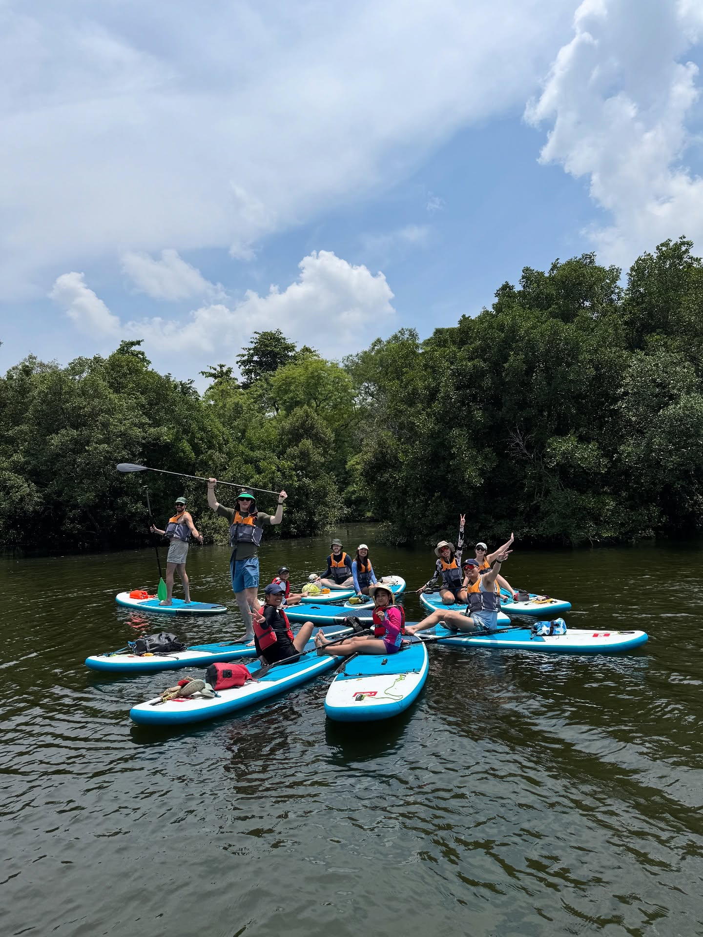 Perfect weather perfect crowd 😎