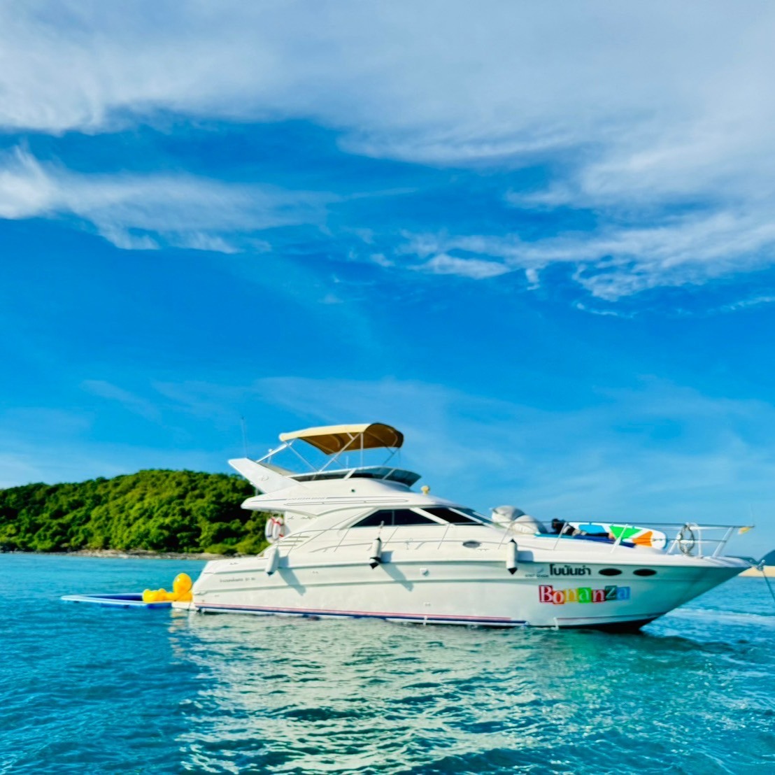 Motor Yacht 42ft.
2Cabins 2Bathrooms
Capacity 15 passengers
PTY20
-------
Easily reach your dream destinations and soak up the sun in style.
❤️🐬
#yachtsthailand #yachtspattaya #motoryachts