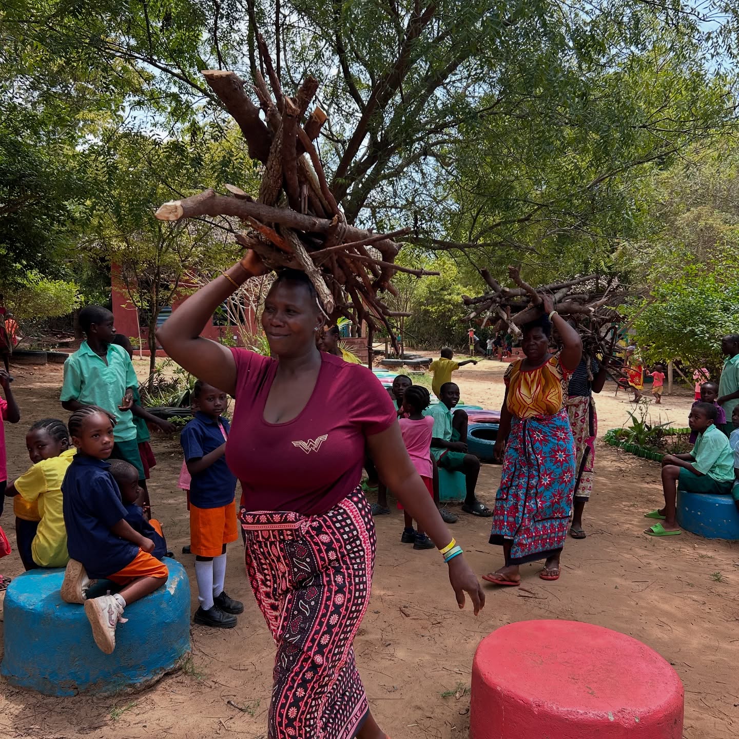 Today is the International Day of Rural Women.
In rural Kenya, women carry much of the daily work — raising children, farming, collecting water, cooking and taking care of their families. Many never had the chance to go to school, and opportunities for paid work are still limited.
At Eco Moyo, we see the strength and resilience of women every day — from our dedicated staff who keep the school running, to the mothers who make sure their children attend class and the women in our Adult Literacy Club who are learning to read and write for the first time.
These women are creating change for themselves, their families and their community.
During our Girls Day on Saturday, our guest speaker reminded the girls and women that progress for women starts with education and equal chances. When they get the opportunity to learn and grow, everyone benefits.
We are happy and grateful for playing a part in this in our community, but we still have long way to go and we are not planning to stop 🩷