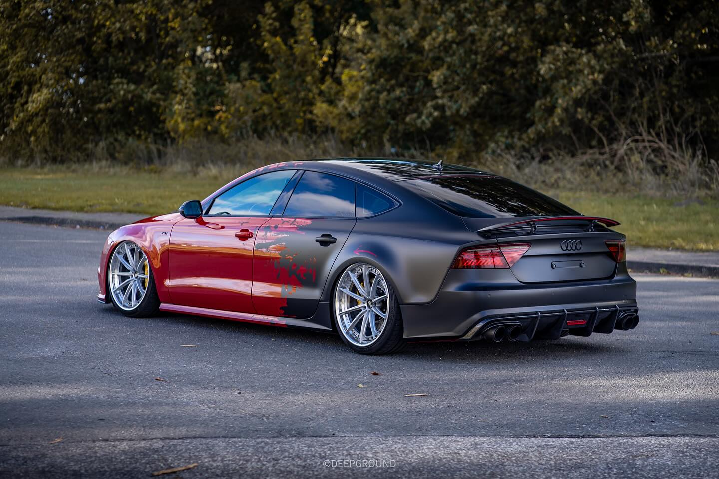 Teilfolierung!
Für diesen Audi S7 gab es eine Teilfolierung nach Kundenwunsch. Auffällig und edel, ein echter Hingucker! Das Matt Obsidian black von PWF gibt dem Heck vom Auto einen einzigartigen Look. Zusätzlich haben wir bei dem Spoiler eine 3D Folierung gemacht. Versteckte aber dezente Details.
Danke für das Vertrauen und deine Mega weite Anreise, wir fühlen uns sehr geehrt! 😋
___________________________________________________ #deepground #s7 #audis7 #rs7 #v8 #staydeep #lowlife #lowstance #slammed #pwf #carporn #cars #stance #audi #lifeonair #fitment #wrapped #lowered #motorsport #airride #low #bagged #wrapping #forgedwheels #carphotography #audilove #audisport #wrapped #wrappedcars #audiquattro