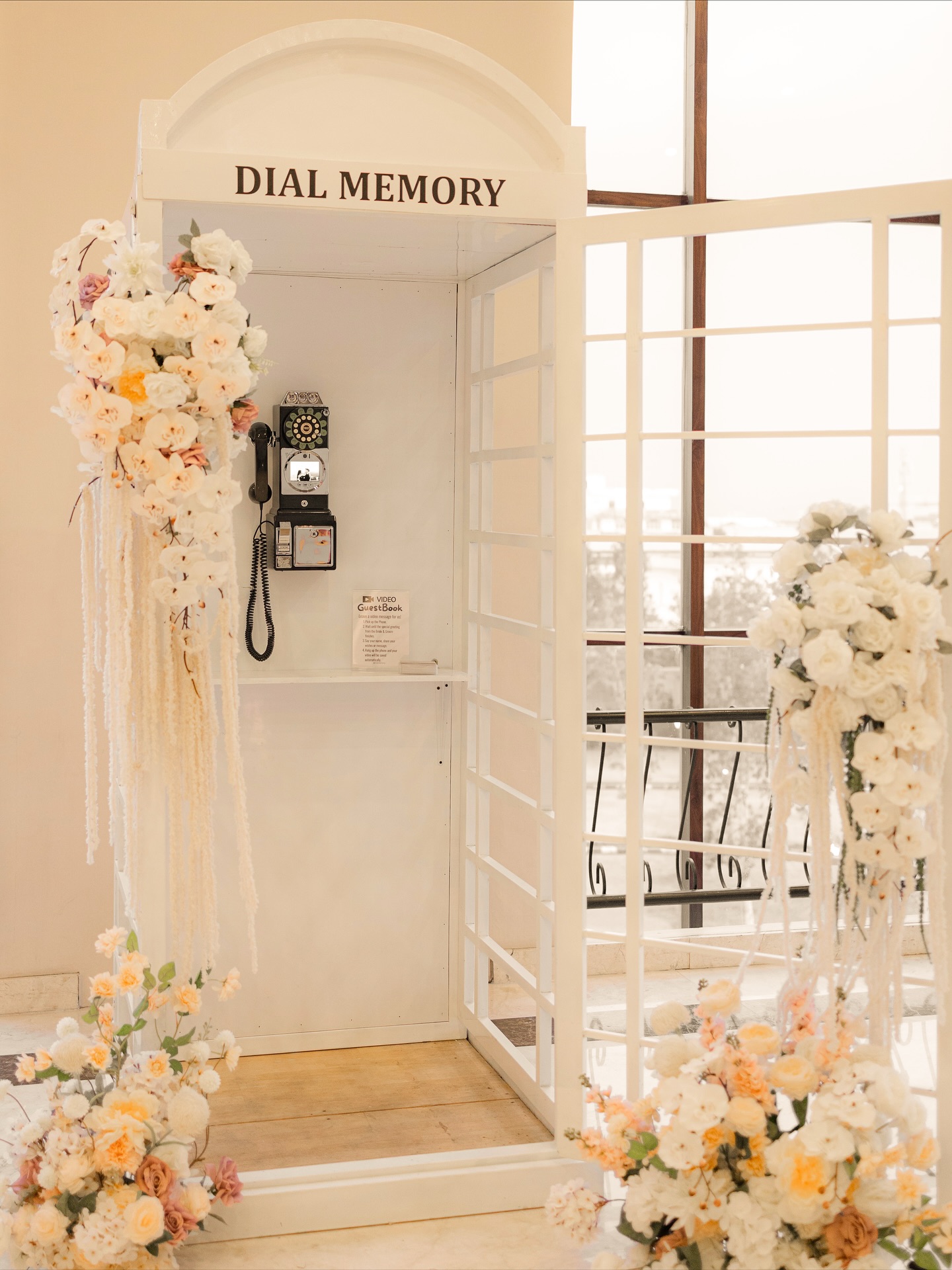 Kami percaya, kebahagiaan bisa dirangkai🌸
Tak hanya menata bunga, tapi juga menata kenangan yang akan diingat selamanya .
bagi kami, bunga dan dekorasi bukan sekedar estetika , tapi cara kecil untuk ikut merayakan cinta dan membahagiakan orang yang di sayangi . 💍
Melihat pasangan dan orang-orang tersenyum di depan hasil dekorasi kami, rasanya seperti ikut merasakan bahagia dan ikut jatuh cinta 💞
Booth decor for The Wedding of Dicky & Alviana
Venue : Regale International Convention Centre, Medan, ID
Discover how flowers can tell your story ✨
📍 Medan | WhatsApp +62 853-8387-6801
💌 thekimsgardenia@gmail.com
🌎 www.thekimsgardenia.com