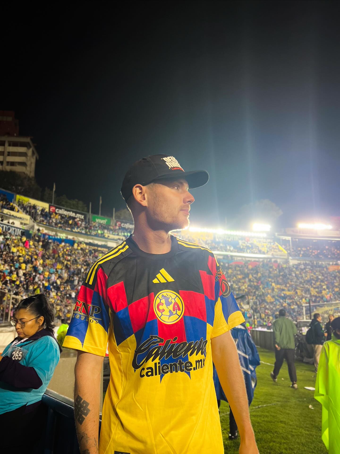 My 11th favorite city in the world goes to… Mexico City 🇲🇽
From peaceful gardens, packed out markets, and ancient pyramids… Mexico City is the complete package for anyone who decides to visit.
Read about it at the link in bio.
#mexico🇲🇽 #mexicocity #travel #clubamerica #cdmx