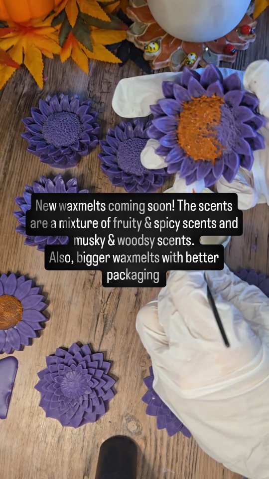 New wax melts coming soon!
#waxmeltsobsessed #waxaddict #waxmelts #homedecor #floralflower #smallbiz #giftideas #smallbusiness #treenascozyflowers