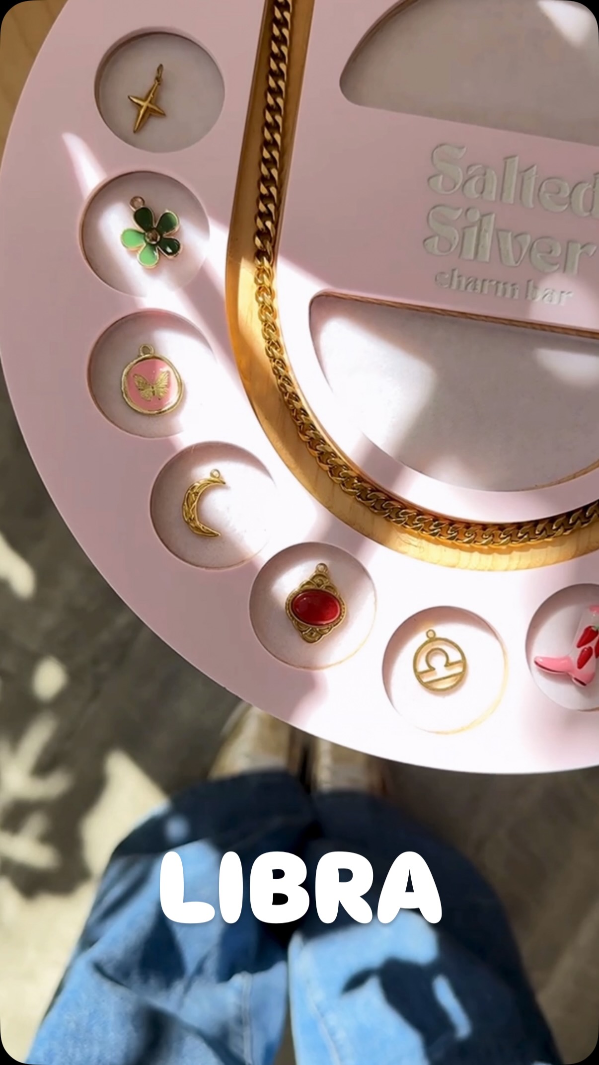 Let’s make a Libra charm necklace ⚖️ #zodiaccharm #libranecklace #charmbar