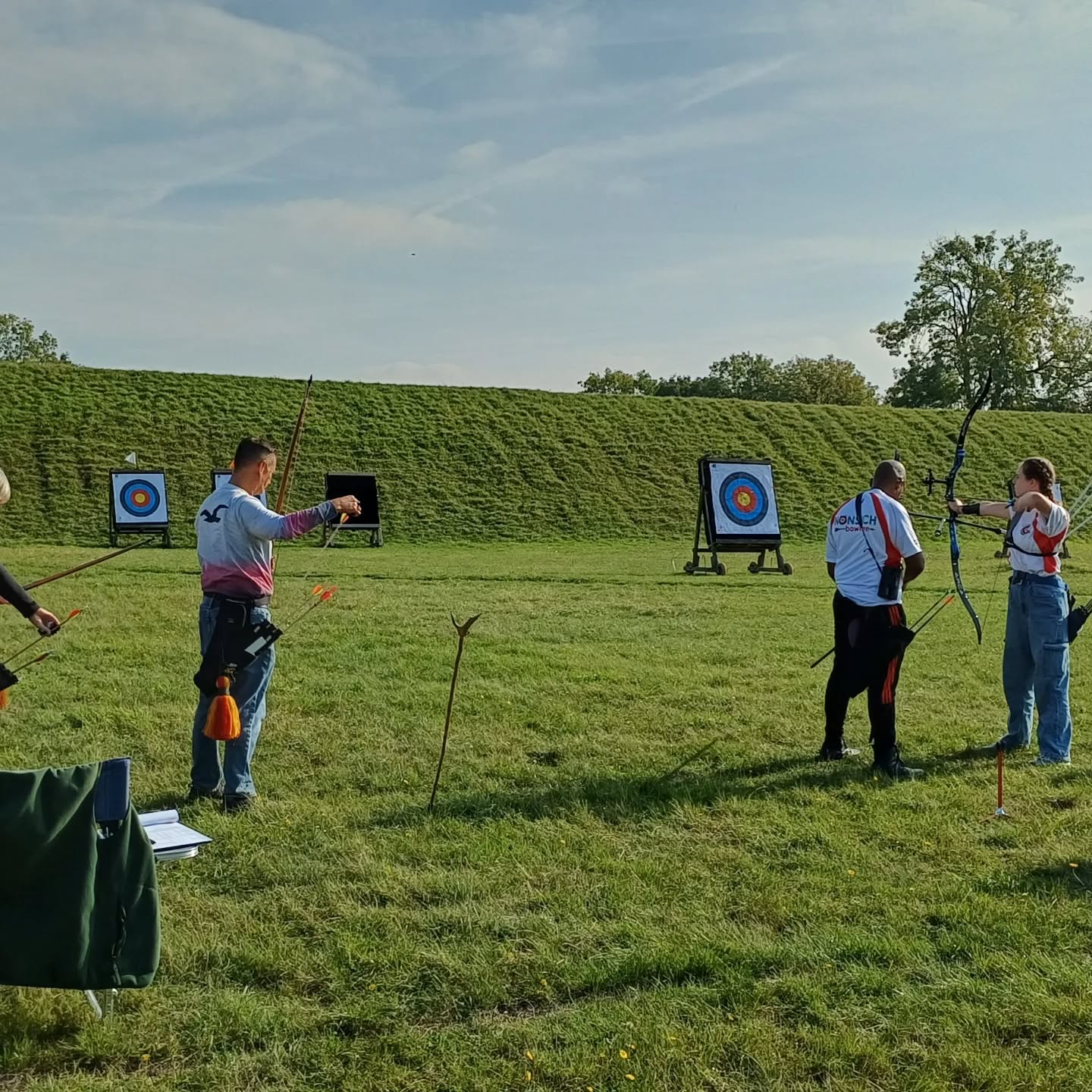 Barons Trophy 2025
In surprisingly lovely, sunny conditions, we had a great turnout for our last outdoor competition of the season.
Keep your eye out for the results coming soon
See you all indoors
#archeryindoorseason #archerycompetition #archeryoutdoor #archeryinthesun