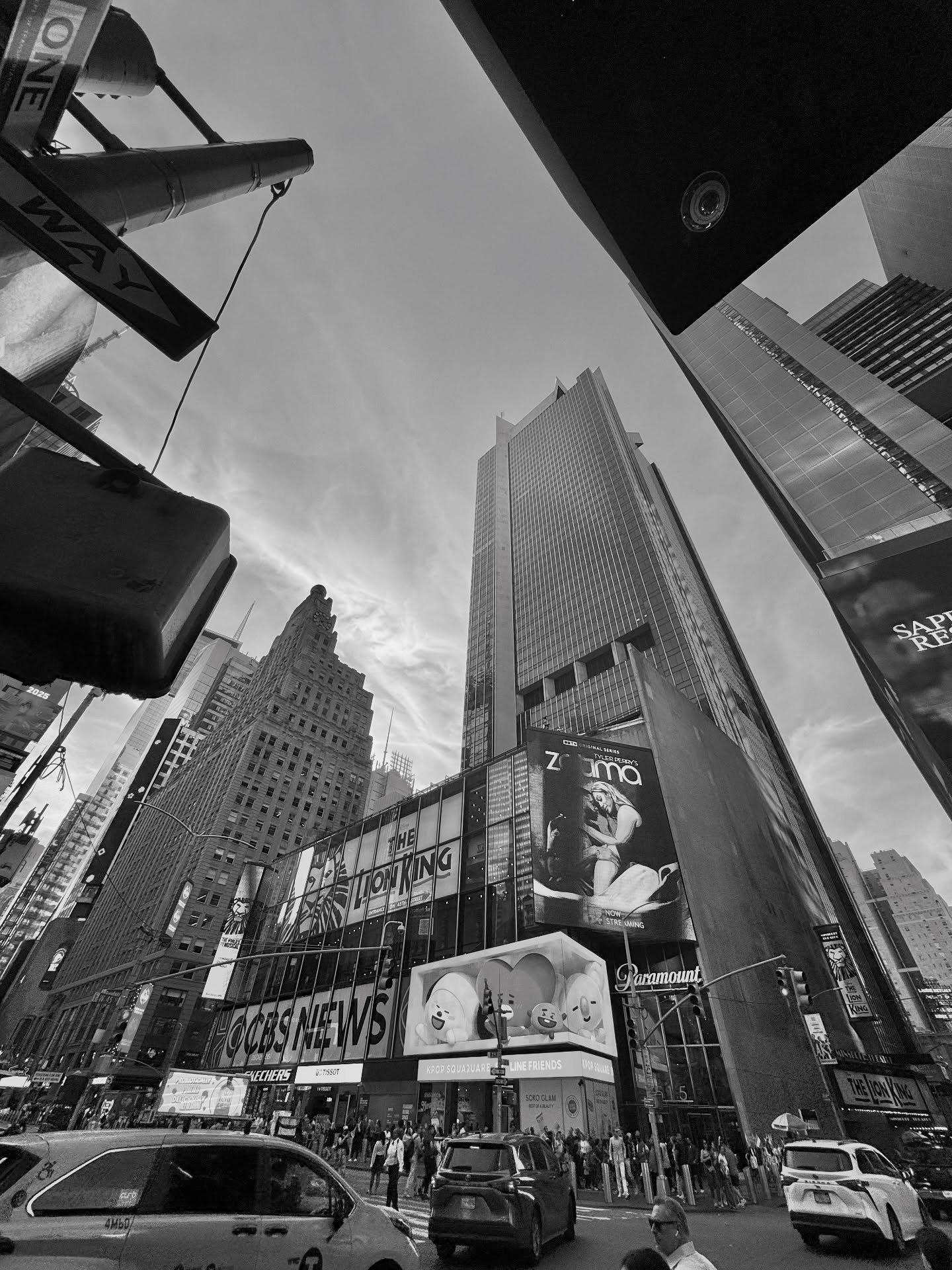 Collection of cityscapes from October NYC visit
#blackandwhite #newyorkarchitecture #newyorklife