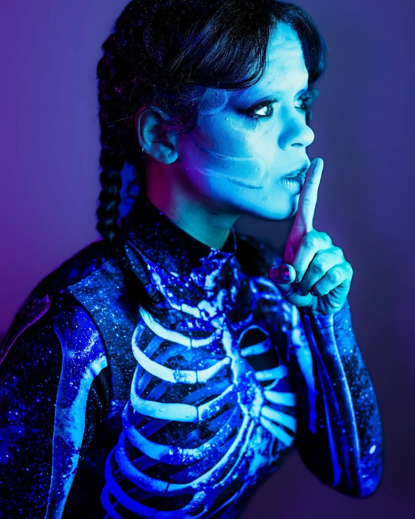 Makeup by our Los Angeles artist Melanie in collaboration with @sincerelyyourcc 👽🛸
•
Looking for a Halloween transformation that wows? Book Melanie, our talented Los Angeles artist, and make your event truly extraordinary. Secure your spot at www.leivagency.com/contact!
#losangelesmakeupartist #losangelesmakeupartists #losangelesmakeupandhair #bridalhairstyle #bridalhairstylist #bridalhairstyles #glam #glammakeup #weddingmakeup #weddingmakeupartist #weddingmakeupideas #mua #losangelesmua #losangeleshair #losangeleshairstylist #losangeleshairandmakeup #losangeleshairandmakeupartist #HalloweenMakeup #SpookySeason #Halloween2025 #SpecialEffectsMakeup #HauntedGlam #spfx #alien