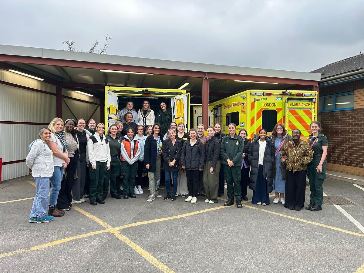 šāØ The day I gave birth in the back of an ambulance! (Just kidding!) But I did receive exceptional care! š
Joint emergency training with London Ambulance @ldn_ambulance As a midwife working in the communityā¦the potential for maternity emergencies can arise. Thankfully, our paramedic partners are there to back us up, ensuring we manage these emergencies together efficiently and that mothers and their little ones are safely transported to the hospital. š„š
Today I worked alongside some incredible LAS staff, got chance to reconnect with old colleagues, and teamed up with NHS midwives from St. Georgeās - this made for a valuable insight into how we work together. We engaged in simulations to sharpen our skills and clarify our roles in emergency situations.
#Midwifery #paramedics #Teamwork #MaternityCare #Emergencyskills š