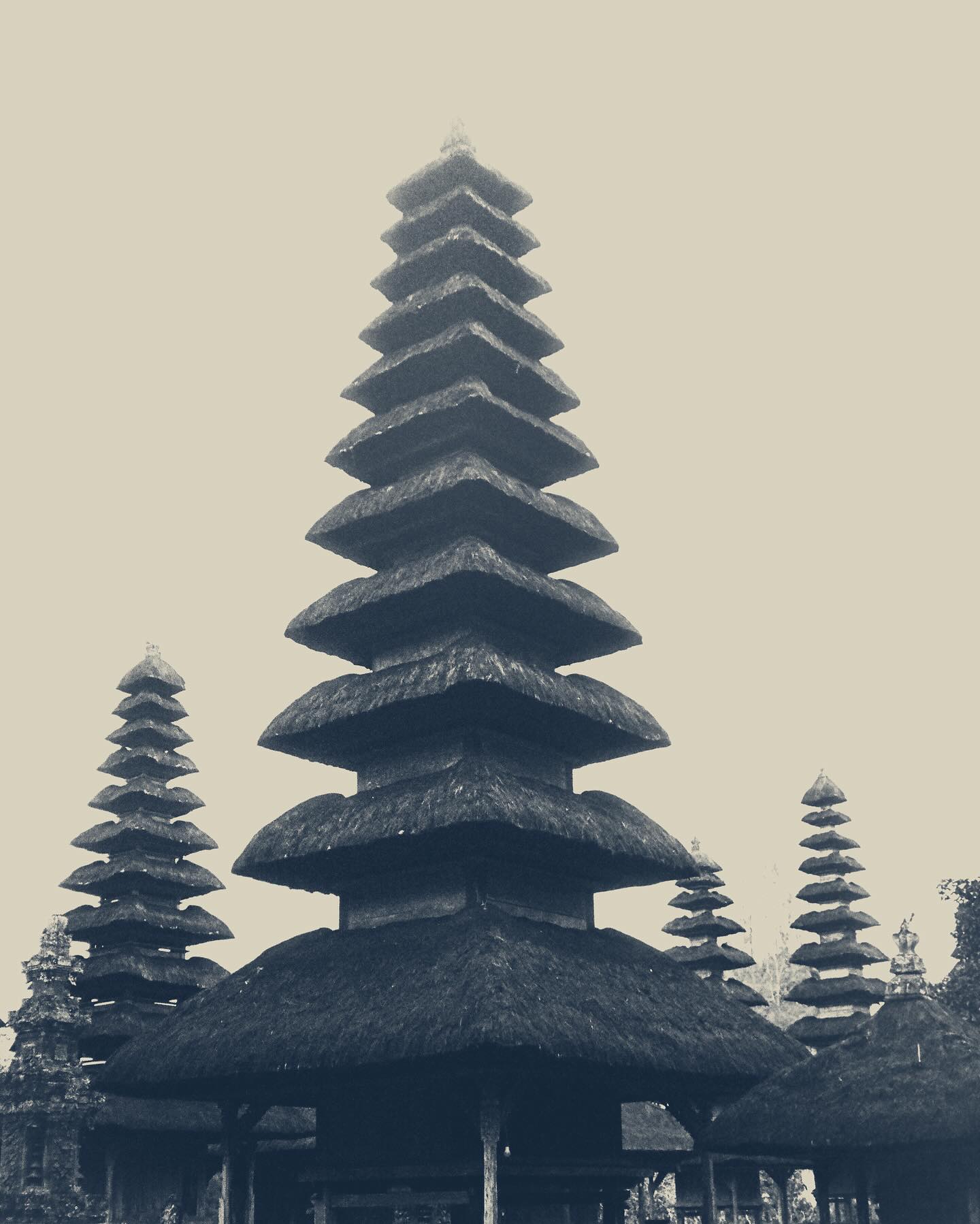 Bali meru