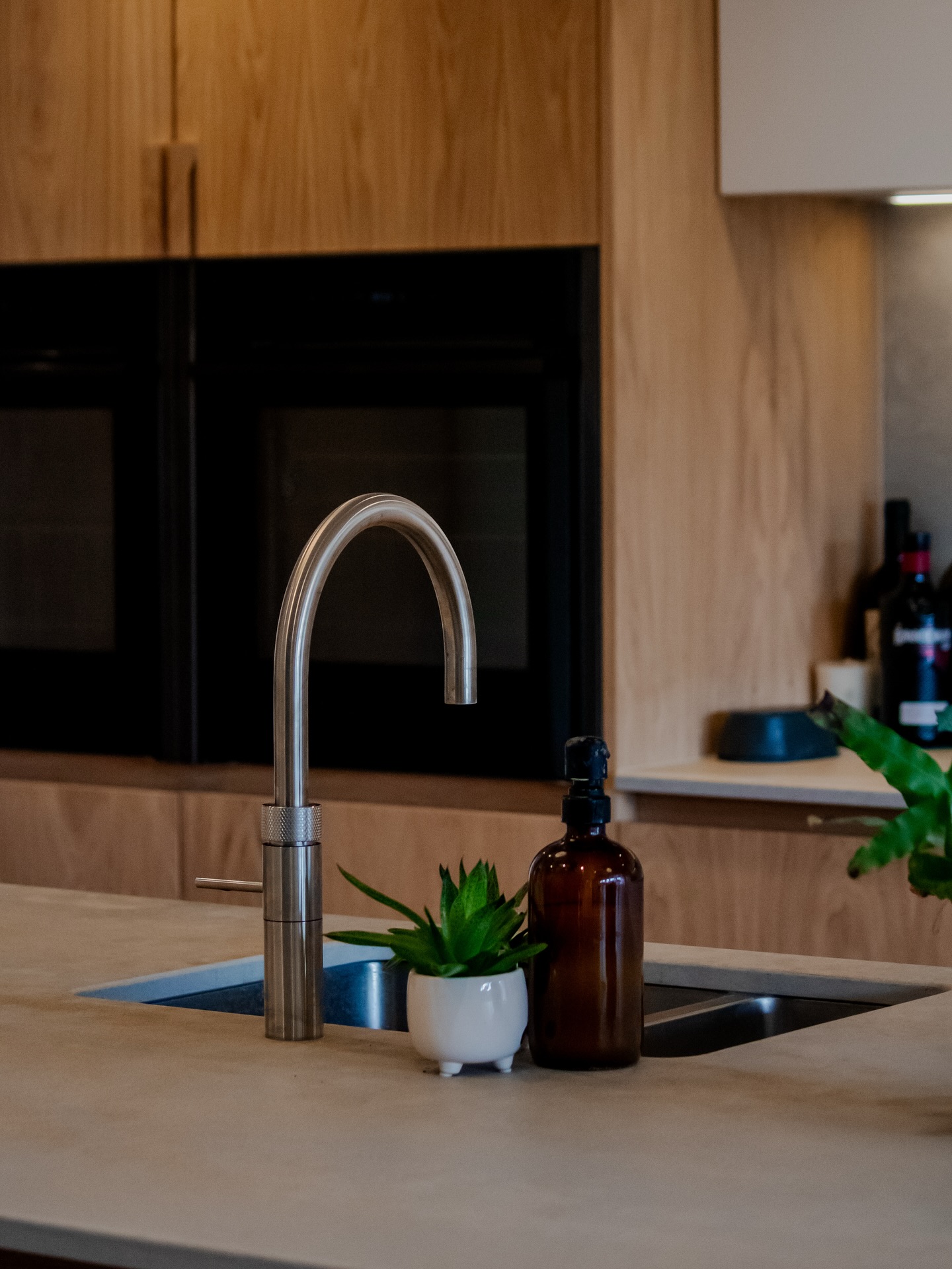 A sneak peak at our next project. New kitchen, new textures, same Weber Creative precision.
#WeberWednesdays #WeberCreativeInteriors #BespokeInteriors #KitchenDesign #DesignDetails