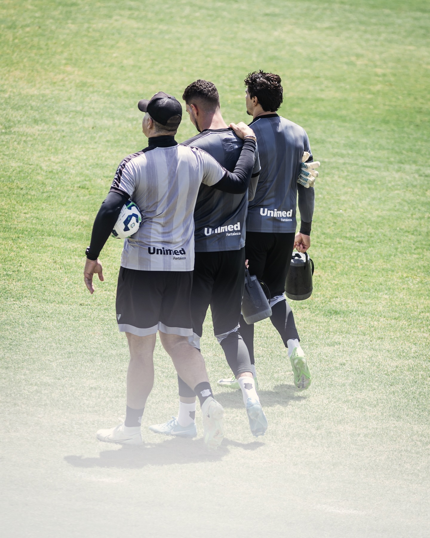 Olho no olho, trabalho sério e confiança mútua. 🧠
📷 @gabrielsilva16