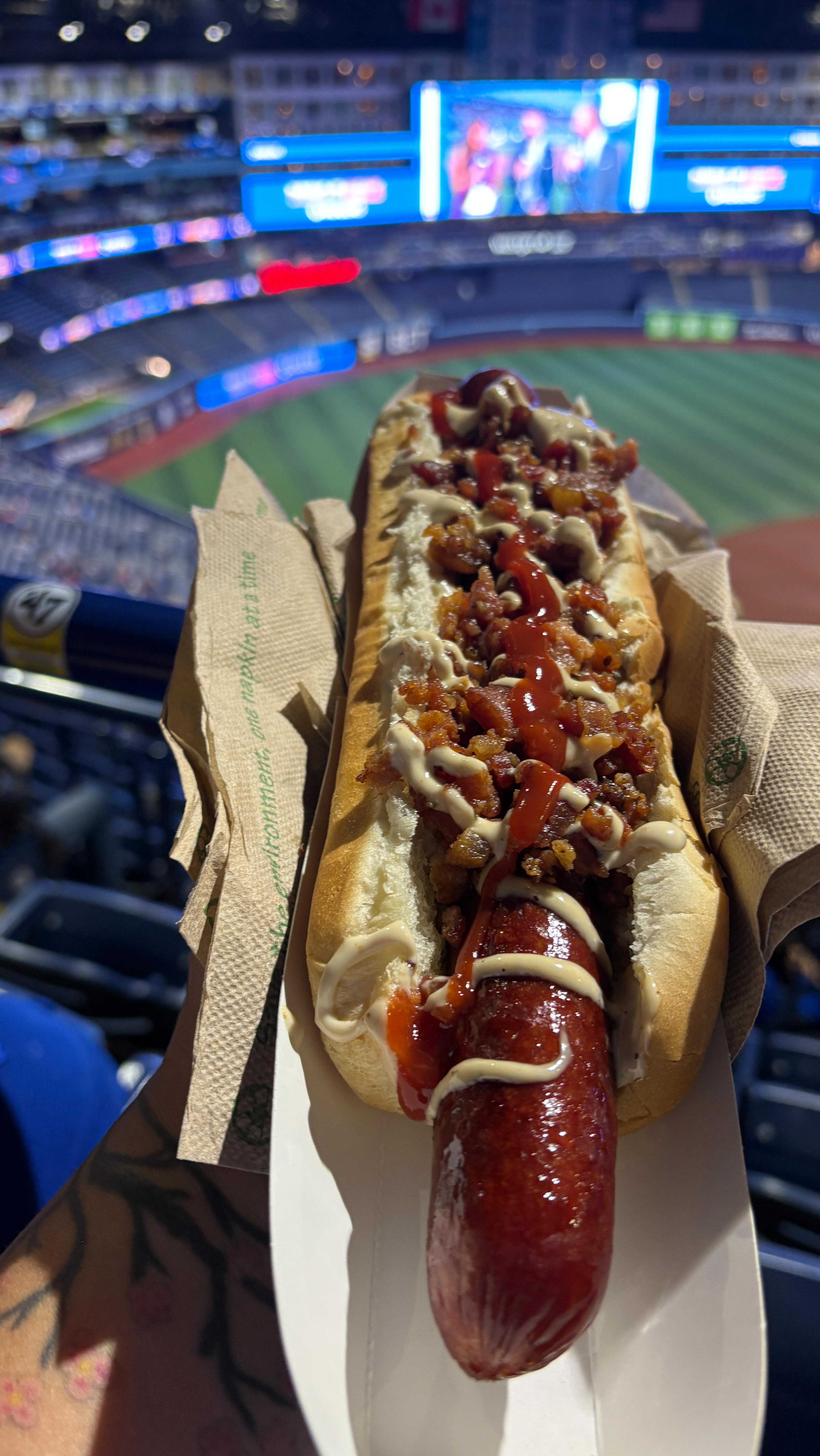 Game 5 Win! Viewing Party at the Roger’s Centre was such a great experience ❤️ and this foot-long bacon-maple hot dog was so good I had to repost this video from my main account. 🌭💙 Go Jays Go!!! #wewantitall #bluejays #game5