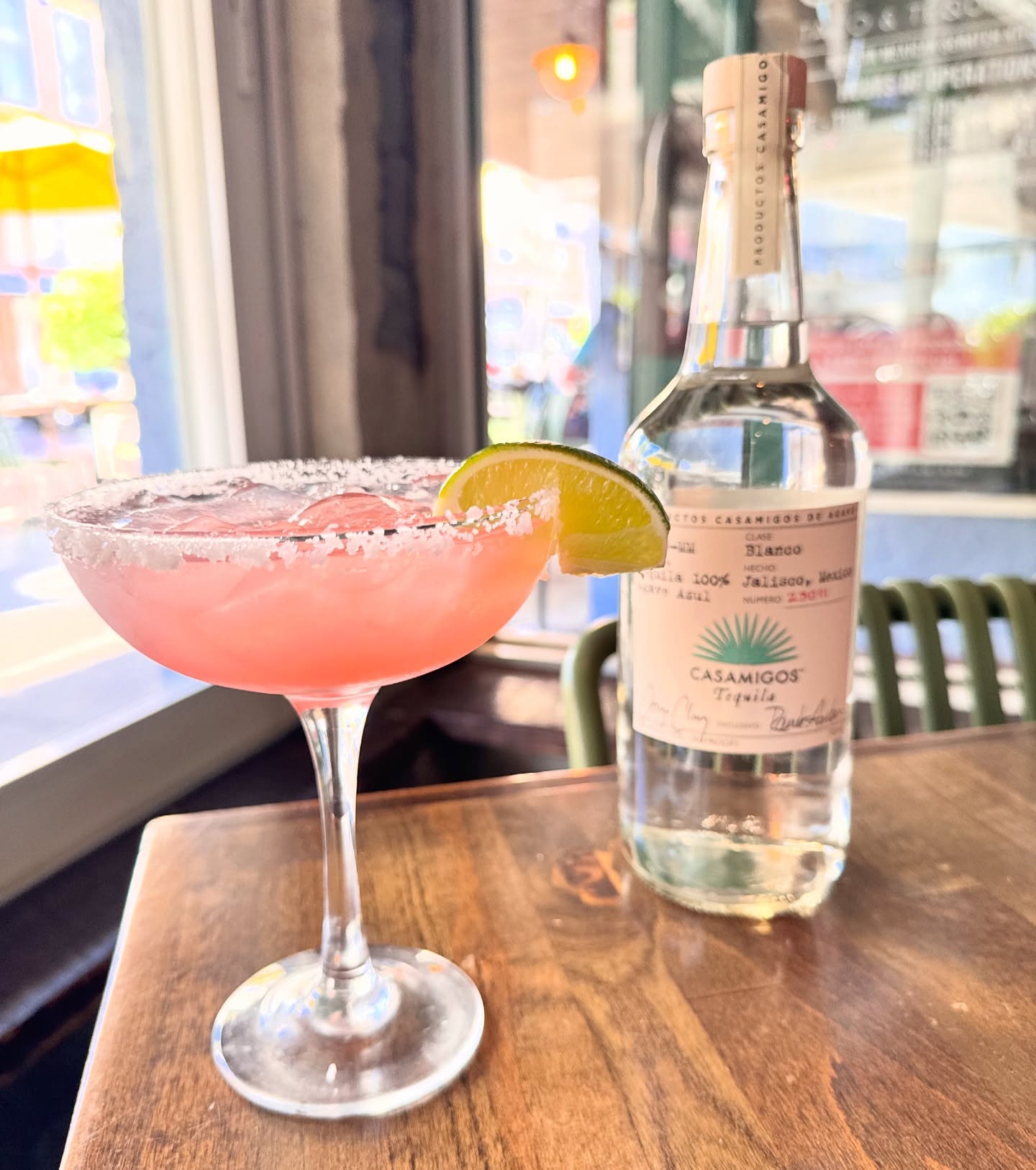 🎀 Join the Breast Cancer Awareness Bar Crawl — Today from 2PM-9PM!
Start @theboathousefm and then head downtown. Enjoy Casamigos Tequila samples and Hibiscus Margaritas at seven bar stops across Fort Myers!
🍹 $2 from every Margarita goes directly to support the American Cancer Society.
Let’s raise our glasses and raise awareness — see you on the crawl!
.
.
.
#fortmyers #barcrawl #casamigos #theboathouse #capones #izzysfishandoyster #thelodge #caboscantina #thefirestone #downtownsocialhouse