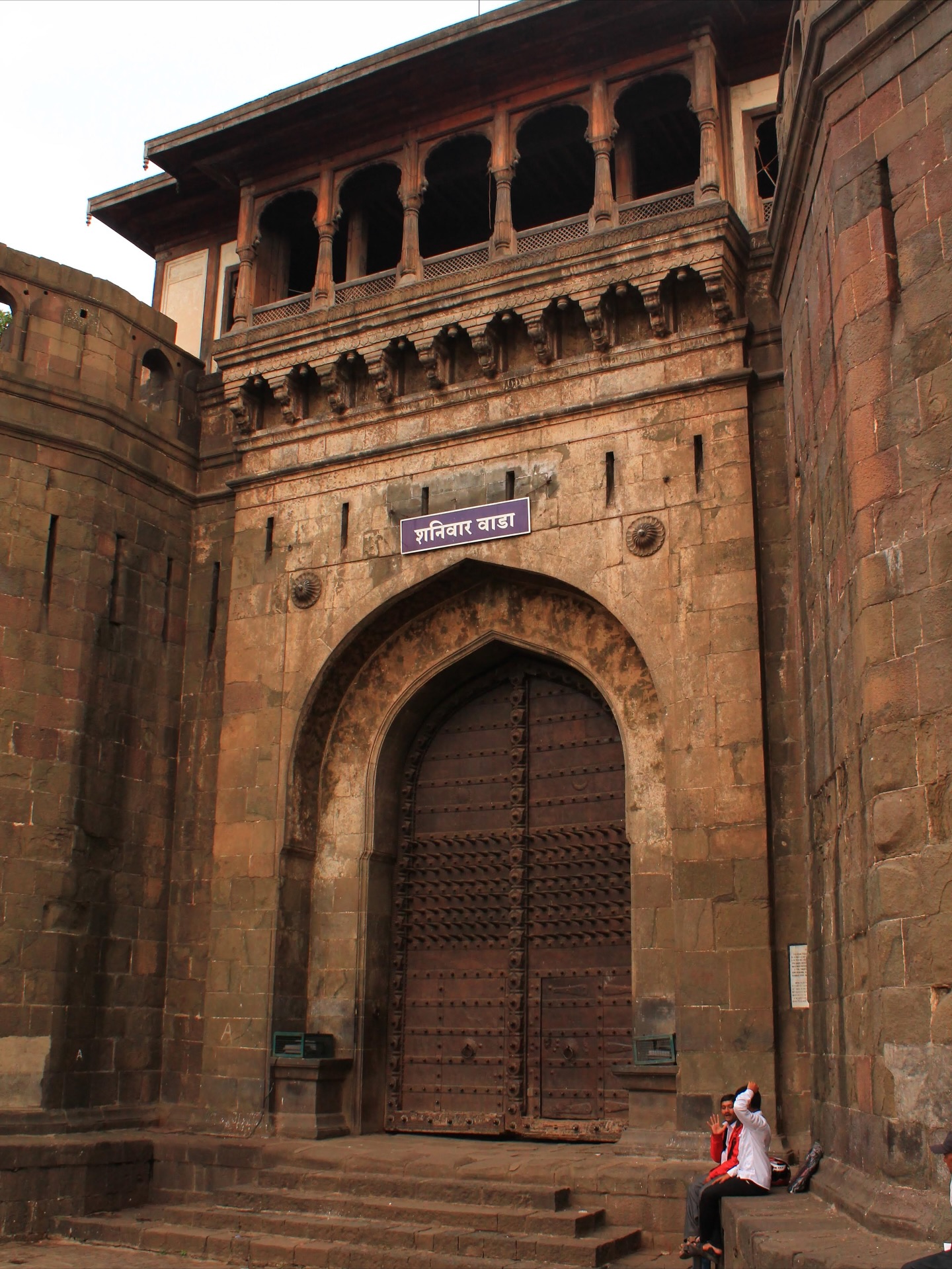 Echoes of the Maratha Empire still whisper through the grand gates of Shaniwar Wada, the 18th-century fort that once symbolized the power and pride of the Peshwas. From intricate wooden carvings to the majestic Delhi Gate, every corner here feels like a timeless frame from history itself.
No wonder Bollywood fell in love with it too — epic films like ‘Bajirao Mastani’ and ‘Panipat’ drew inspiration from this very fort, recreating its grandeur on the big screen.
Walking through its ruins feels like stepping into both history and cinema — where valour met vision.
#shaniwarwada #punediaries #marathaheritage #historicalindia #fortsofindia #incredibleindia #heritagewalk #indianarchitecture #travelmaharashtra #wadastories #bajiroamastani #panipatmovie #bollywoodlocations #cinematicindia #filmingspots #bollywoodheritage #travelwithhistory #culturaltrails #wandersinindia #roamingradius #hiddengemsinindia