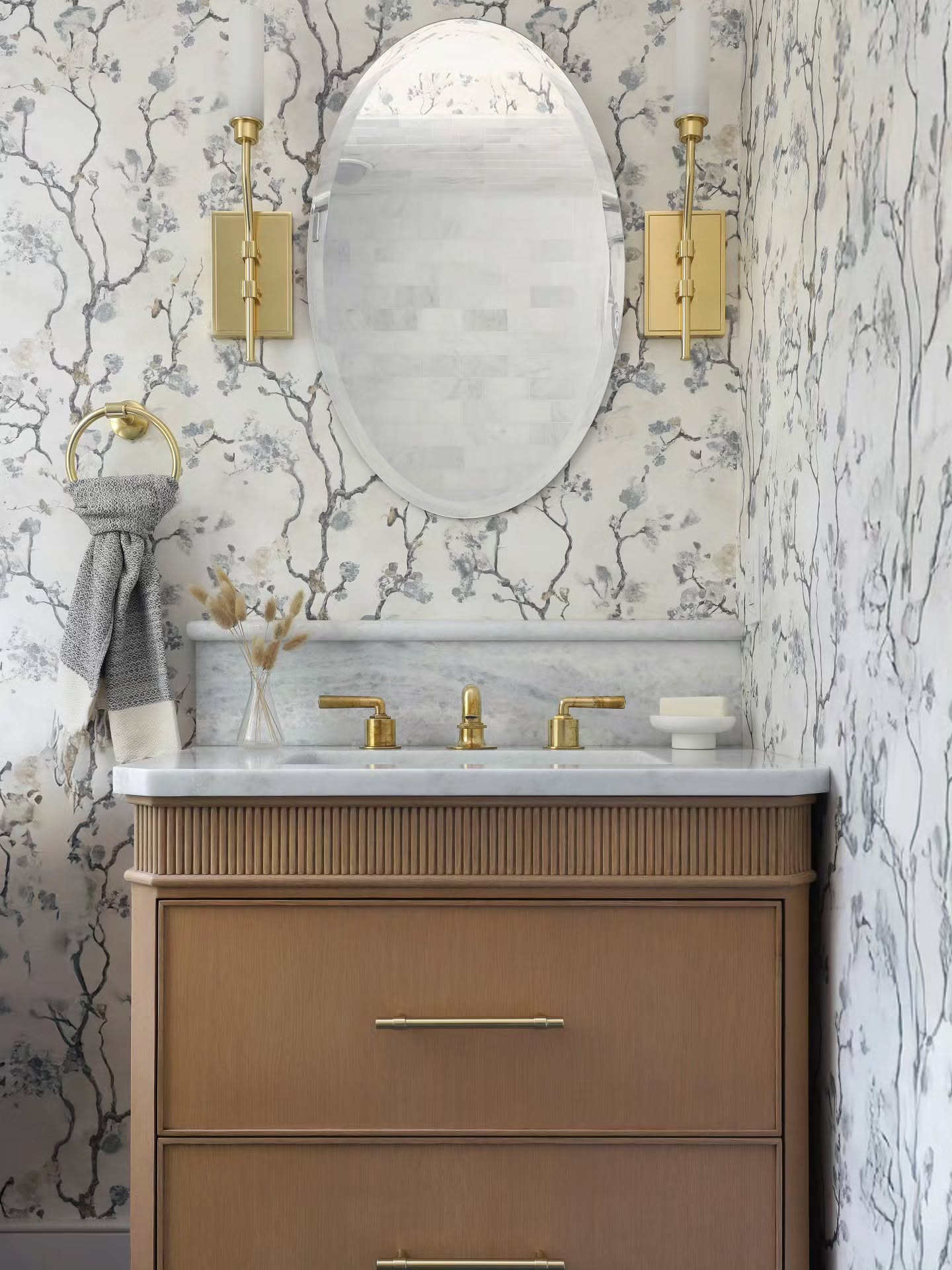 When a small space makes a big impact.
Every detail in this bathroom shines—from the custom vanity that anchors the space to the wallpaper and fixtures that elevate it to another level of sophistication.
📷@dannycooney
#bathroomdesign #bathroominspo #bathroomgoals #CustomDesign #customvanity #luxuryinteriordesign #LuxuryInteriors #HomeRenovation #DesignBuild #westchesterliving #WestchesterDesign #WallpaperGoals #traditionaldesign #homedecor
