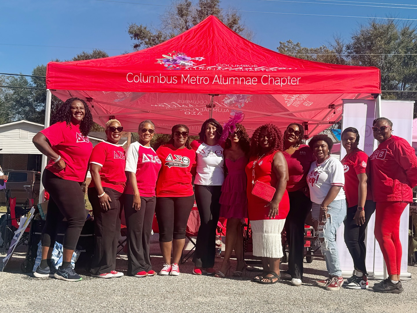 💈♥️ The Columbus Metropolitan Alumnae Chapter is proud to support Mel & Abe’s Barbershop and Styles by Denise’s 25th Annual Customer & Community Appreciation Celebration! As trusted messengers and in partnership with Good Health Wins, we are providing information about good habits to keep you and your families protected during cold, flu, COVID, and RSV season. Grab a mask, hand sanitizer, and vaccine education. We’re also honoring breast cancer awareness survivors with mugs and journals in honor of Breast Cancer Awareness Month. Let’s keep our community healthy together! #CMACimpact #CommunityCare #PublicServiceInAction #DeltaSigmaTheta #HealthyCommunity #ServingWithPurpose
#GoodHealthWins