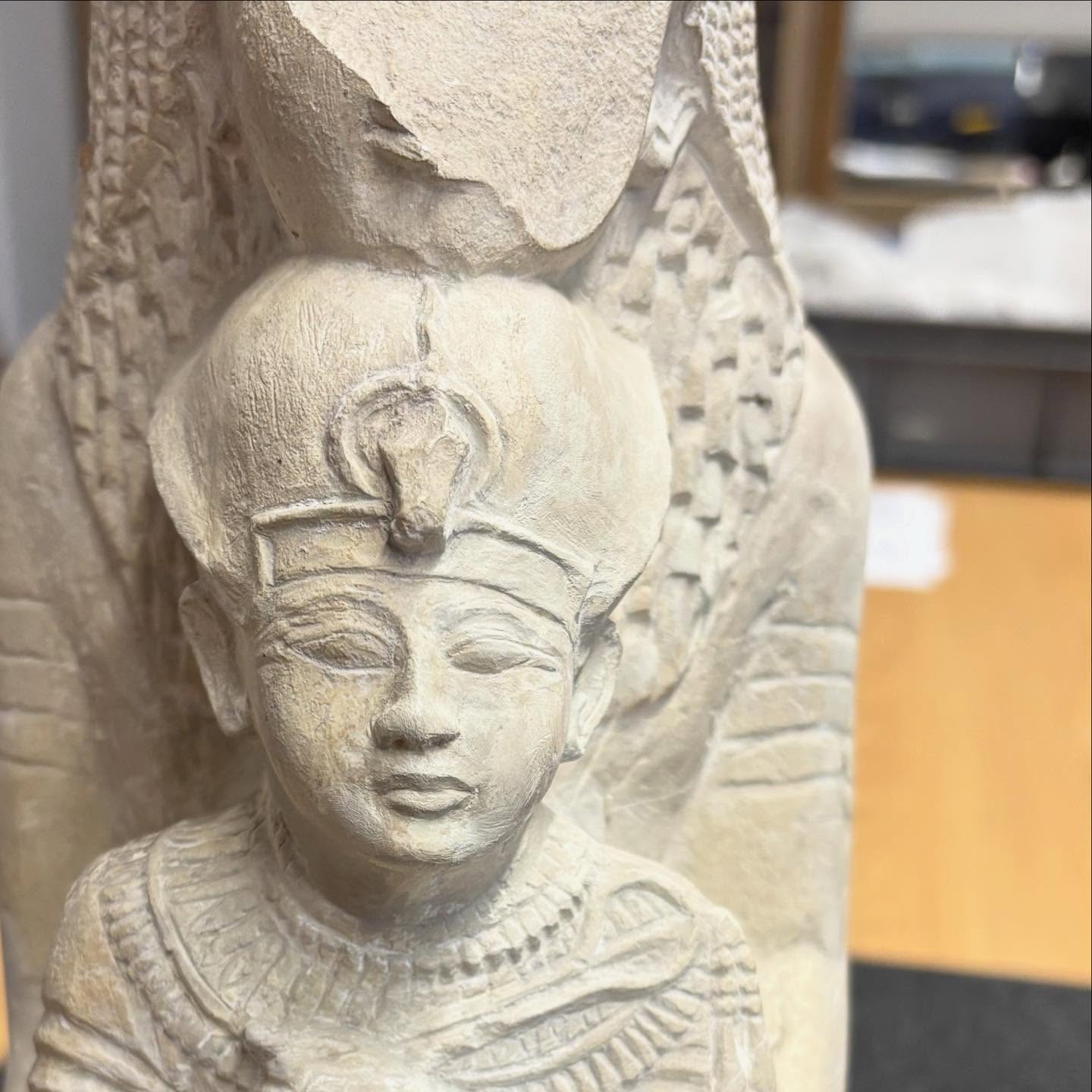 While touring Scotland, I had to check on a few astonishing Deir el-Medina pieces held at the gorgeous @nationalmuseumsscotland
Thanks for the availability and hospitality @eloquent.peasant and @danpottsky , hope to see you again soon!
All pictures©️National Museums Scotland