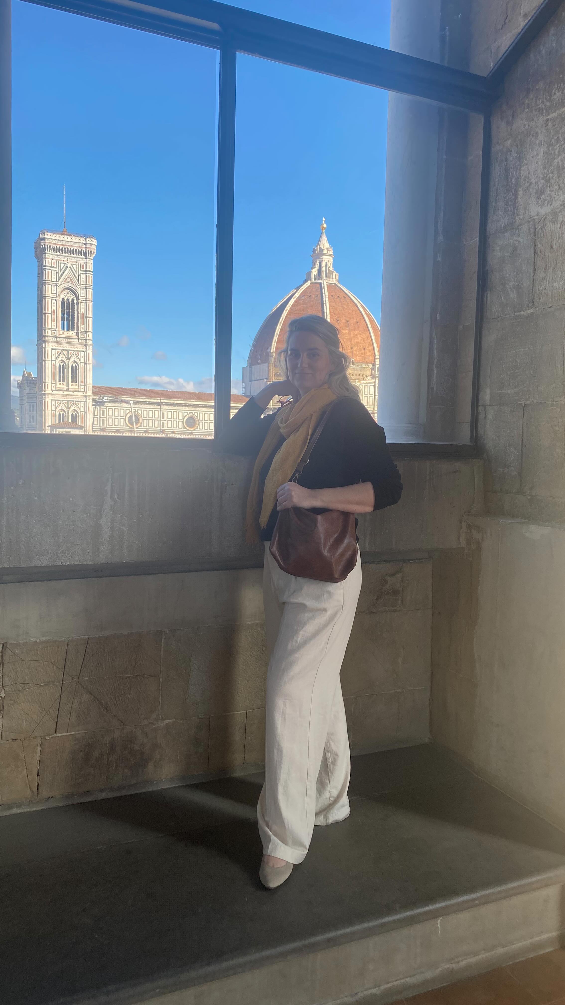 I’m taking a break and visiting family in Italy, today I’ve been a tourist in my own town, Florence, and I discovered a gem, the museum of Orsanmichele. I knew the place but never went inside. If you can climb several flights of stairs, the view from the upper floor is breathtaking, I definitely recommend.#florence #italy #museumorsanmichele #beautifulflorence