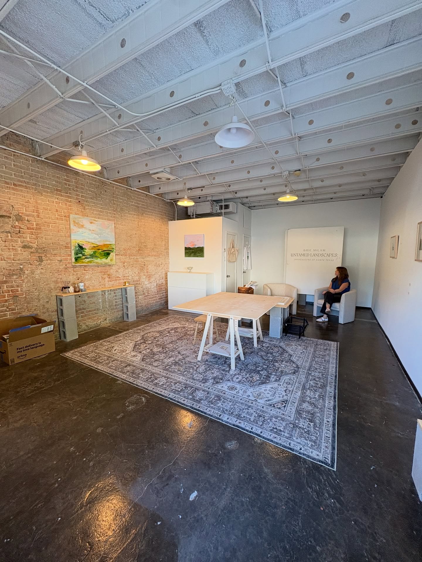 Calling all self employed hustlers! 👛This space is perfect for a private office, nail tech, esthetician, or small studio. Enjoy front door access + free client parking! 🤩
📍3715 Parry Avenue
🗓️Available mid December
#startup #nailtechnician #esthetician #dallas #loft #expoparkdallas