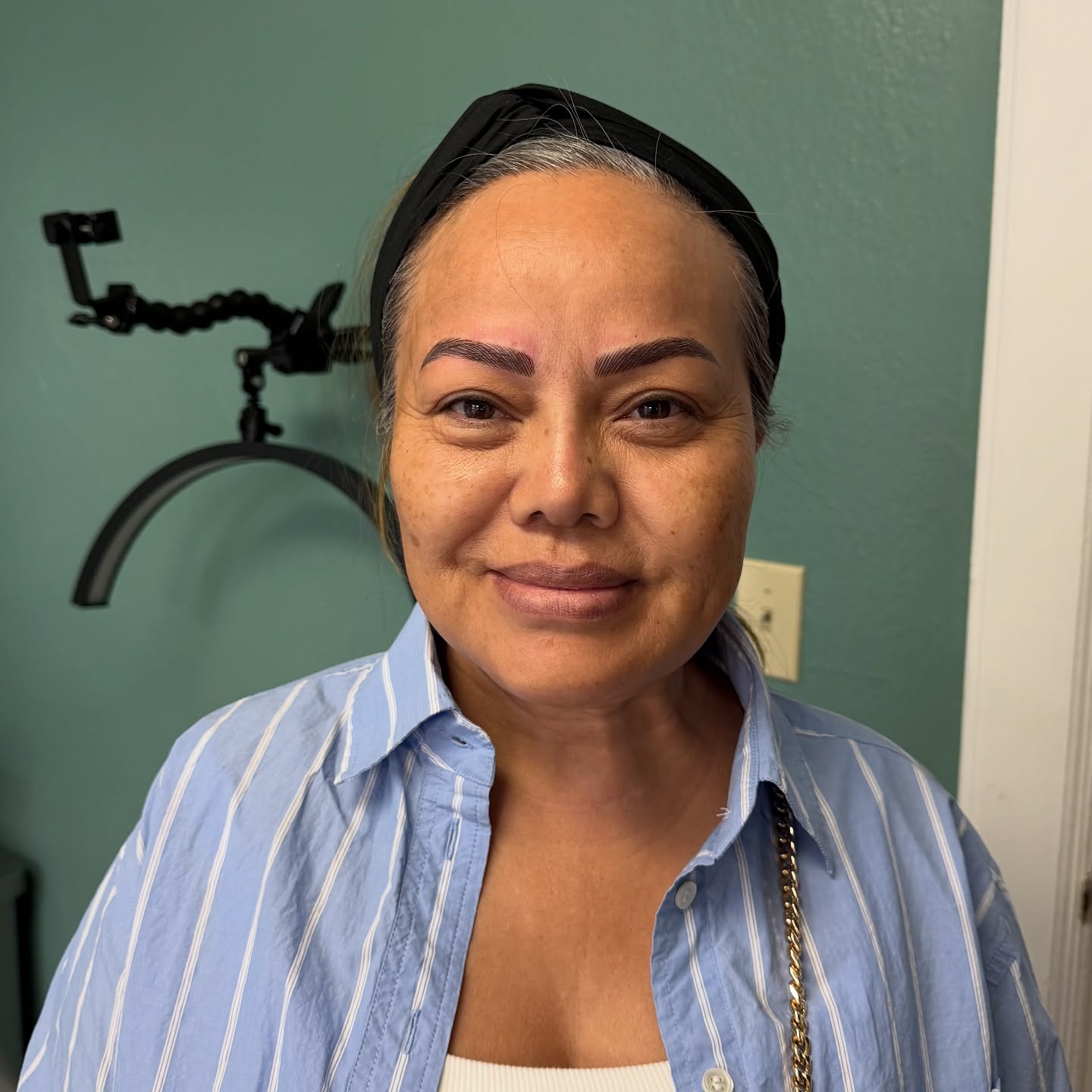 Annual touch up ✅ swipe to see her healed results after one year.
I love catching up with clients when they are back in the studio. See you again next year!
#nanobrows #nanotechnique #naturalbrows #pmusanmateo #pmuartist