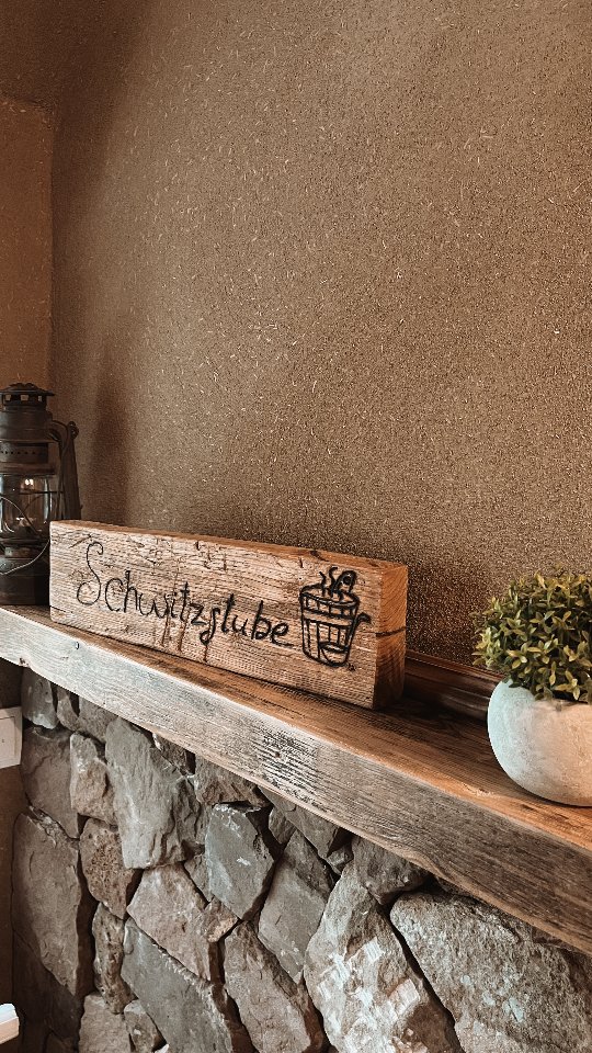 Der Raum mit der wohl größten Verwandlung ✨
#ferienhausmitsauna #altbauliebe #vorhernacher #renovierung #diyrenovation