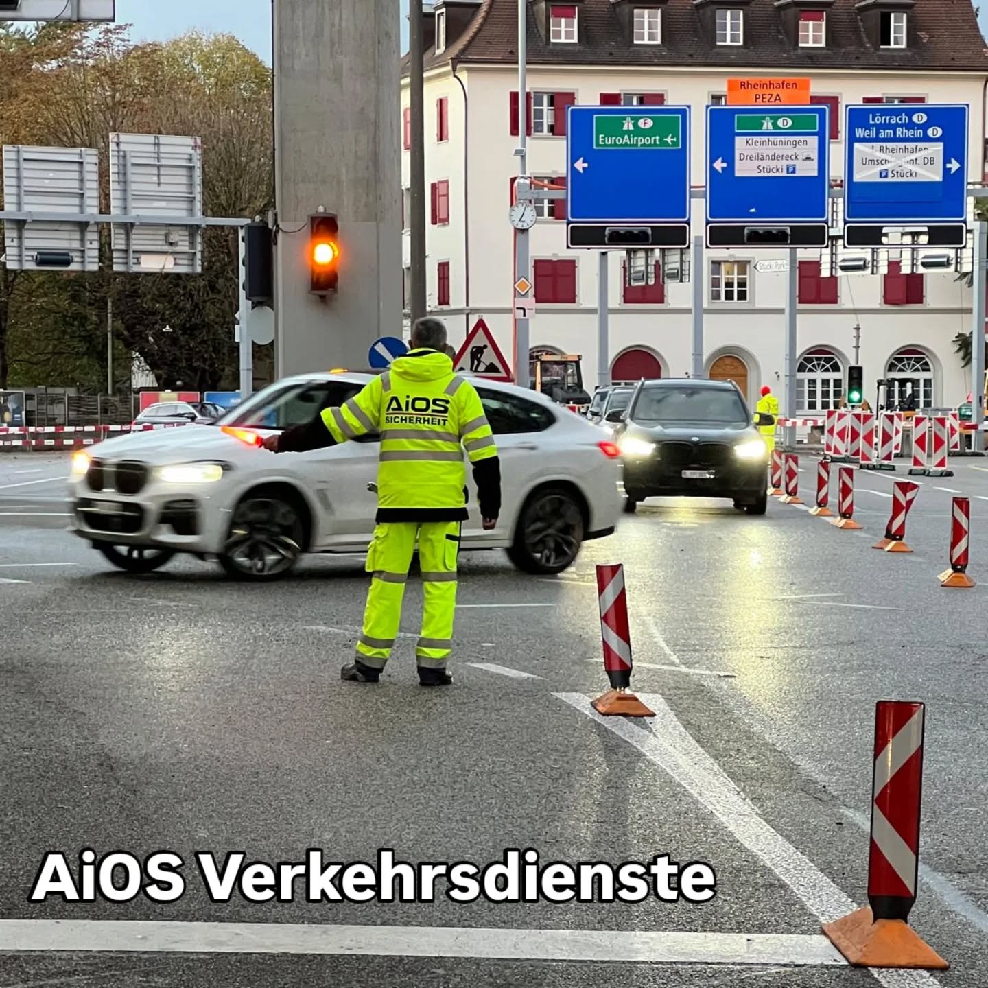 Unser Verkehrsdienst sorgt täglich für Sicherheit und Ordnung auf den Strassen. 💪
Ob bei Veranstaltungen, Baustellen oder im täglichen Einsatz – wir kümmern uns darum, dass alles reibungslos läuft. 🚧🚓
#verkehrsdienst #sicherheit #basel