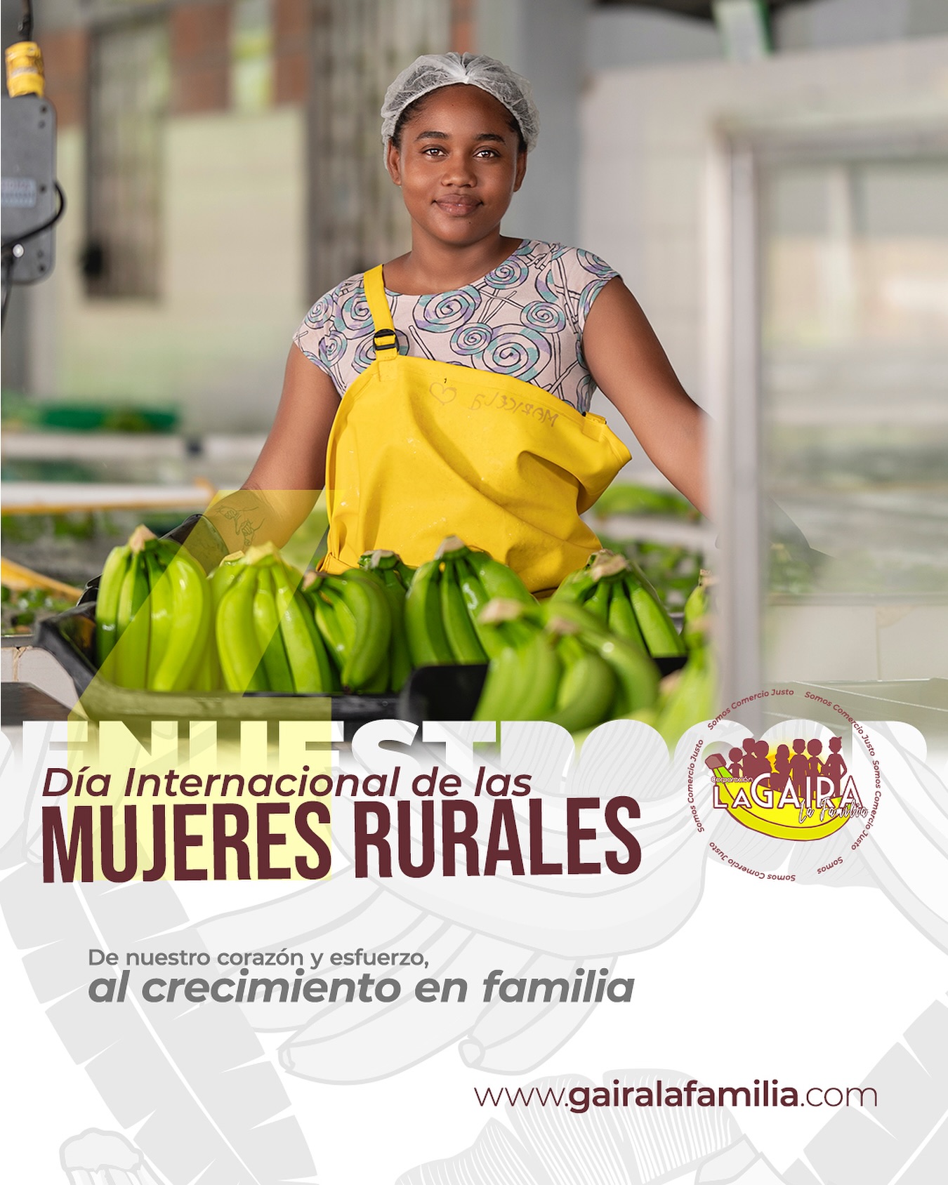 Ser mujer rural es abrazar la tierra con el alma. 💛
Es levantarse con el sol para cuidar, sembrar y transformar; es sostener con su trabajo el bienestar de sus familias y comunidades.
Hoy celebramos a todas esas mujeres que, con su fuerza silenciosa y su compromiso diario, hacen posible que el campo florezca. 🌿
Su dedicación es ejemplo de liderazgo, amor por la tierra y esperanza para las nuevas generaciones. 🌻
#diadelamujerrural #agropecuarialagaira #calidad #sostenibilidad #colombia #Urabá #SomosComercioJusto #Fairtrade