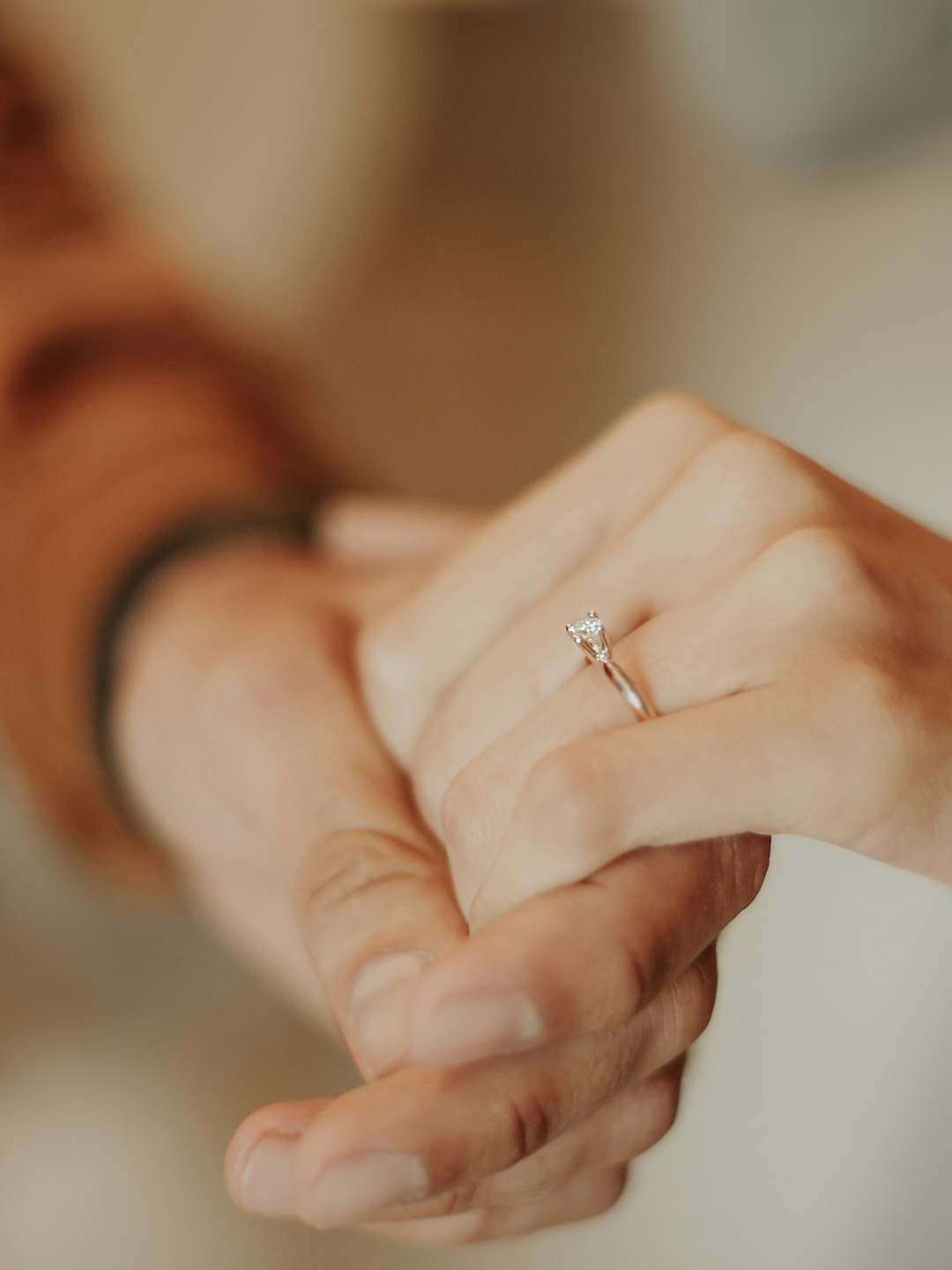 If you are searching for a bespoke engagement ring, MK is here to help you create a jewelry piece as unique as your love🤍Swipe to discover MK signature promise ring
#mkfinejewerly #bespokecreations #custommade #solitairering #gold #diamonds #labgrowndiamonds #promise #engagement #wedding #happilyeverafter