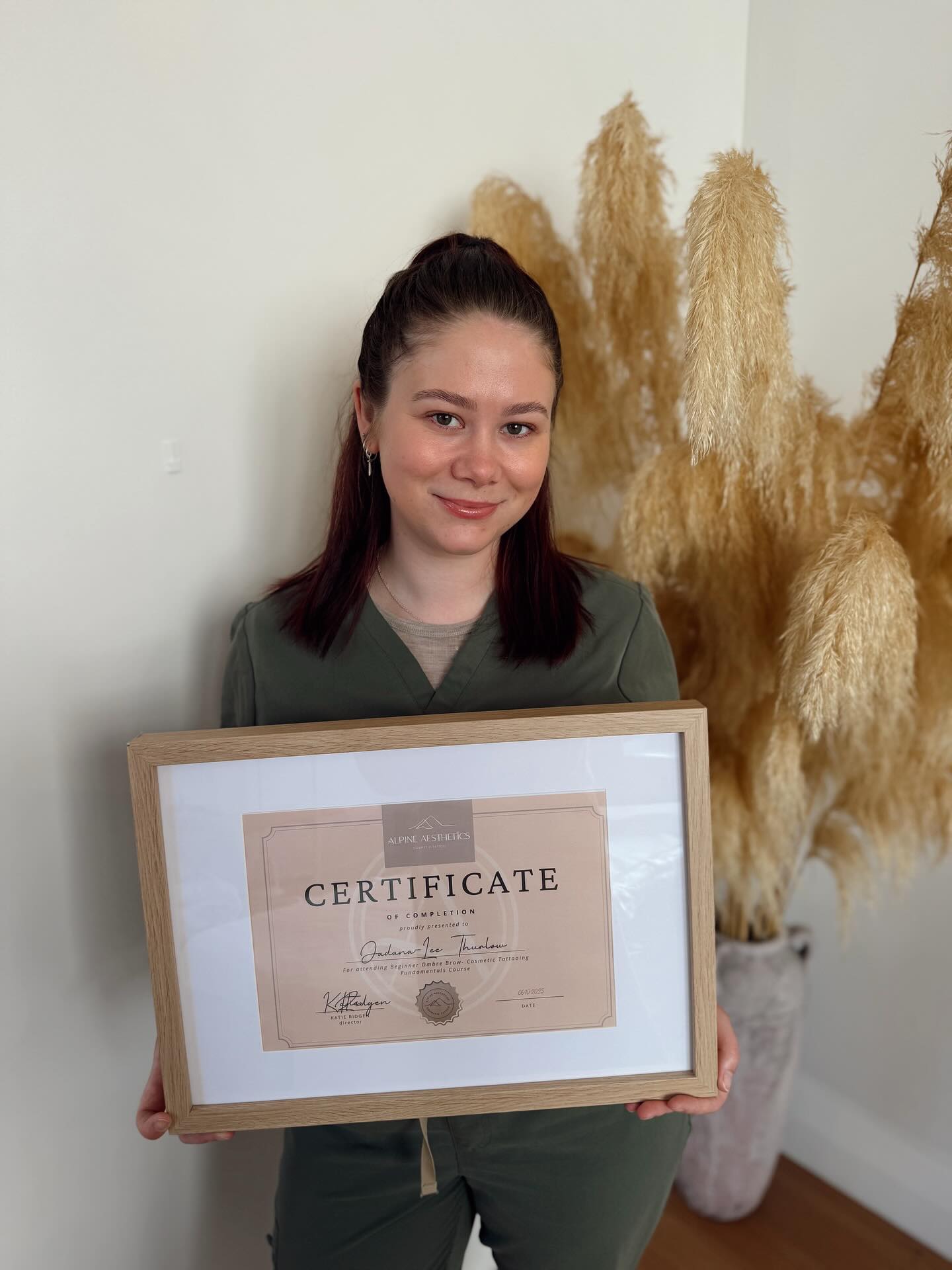 🌸 We’re so proud of Jadana! 🌸
Jadana has just completed her Ombré Brow Tattoo Training with the incredibly talented Katie from @alpine.aesthetics.pmu and we couldn’t be happier to celebrate this milestone!
To help build her portfolio, we’re offering a special introductory price for Ombré Cosmetic Tattoo Brows with Jadana.
✨ Opening Special ✨
💖 $300 for the first treatment
💖 $100 for the retouch (6–8 weeks later)
💖 Total saving of $145!
These beautiful before and afters are Jadana’s very own work here in clinic, and hasn’t she done an amazing job? 😍
This special offer is available until the end of 2025, so don’t miss your chance to have an ombre brow apt with Jadana at this price.
Please note: a brow consultation is required prior to your appointment.
You can book online or contact us directly, we are happy to assist! 💕
No previous brow tattoo work, thanks 🙏