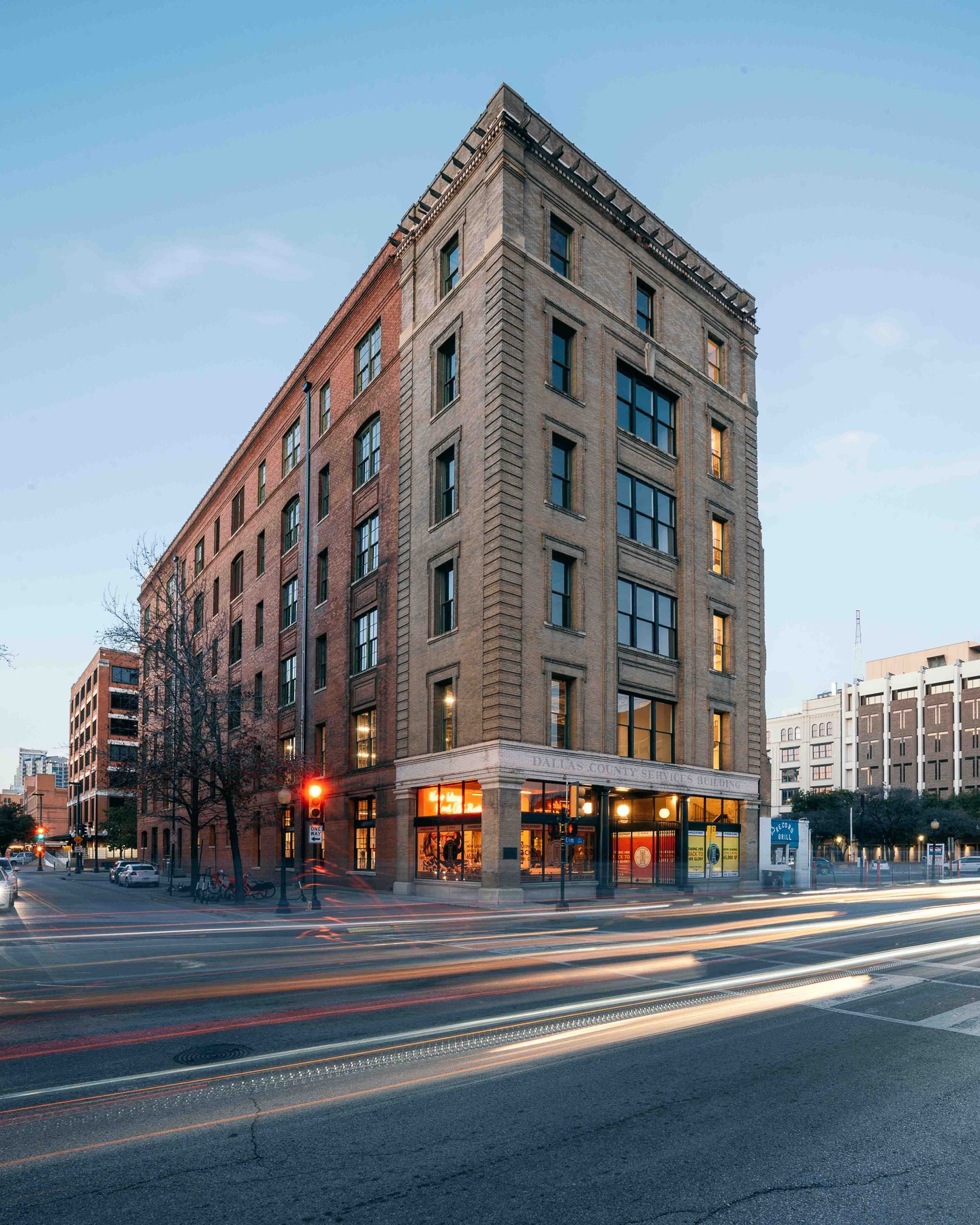 Legacy in Motion ⚡
The Purse Building is turning heads nationwide! Featured in Business Insider, this 1905 icon continues to attract strong investor attention, proving that history and modern opportunity can thrive together.
📖 Full story in our bio.
#ThePurseBuilding #WildcatManagement #HistoricPreservation #BoldMoves #InvestInHistory #LegacyInMotion #InvestorInterest #CommercialRealEstate #pursebuildingdallas