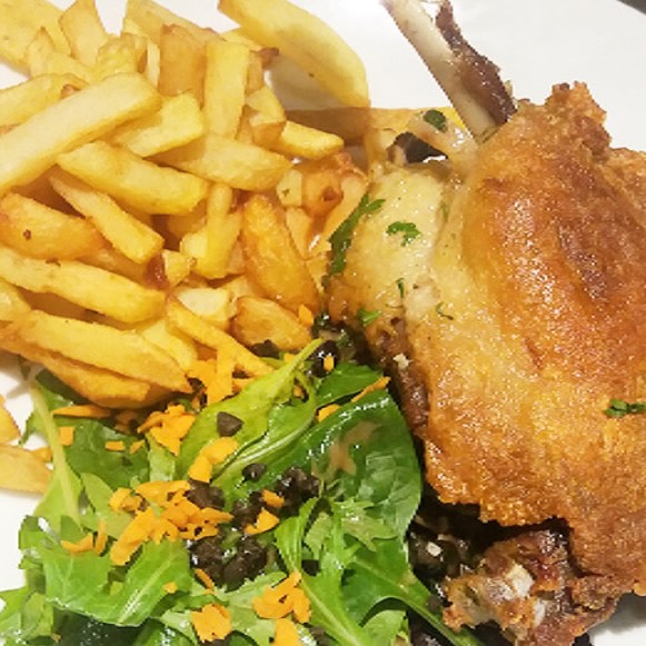 Aujourd’hui, au café du commerce, confit de canard, frites maison.
Quantité limitée, réservation au 0955816141
Suggestion de présentation, photo non contractuelle