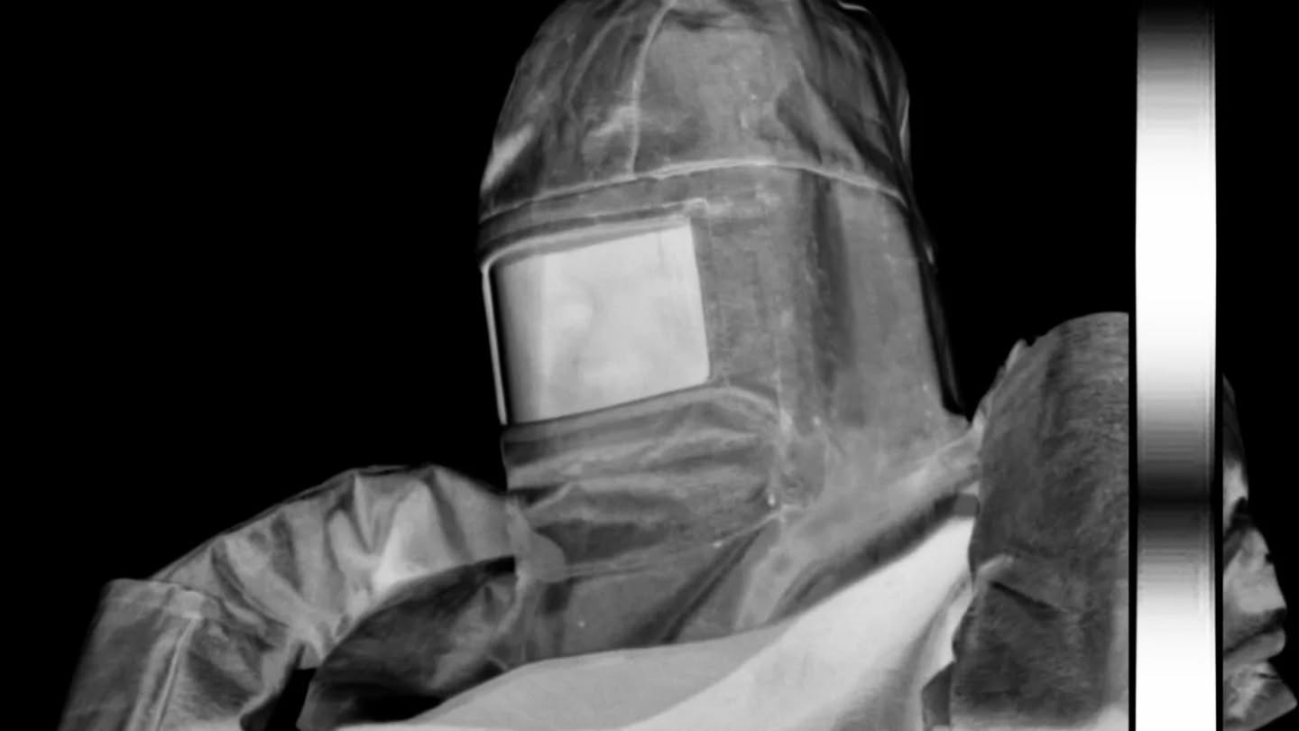 ʏɴꜰʀᴀ 🪨To achieve this metallic, almost inverted look we pushed our tools to the edge — combining infrared footage with drone, underwater camera and hydrophone recordings, stretching optical-flow slow motion until it broke apart.
We went out there ourselves, witnessing the tides swallow sandbanks into sea — and spit them back out again.
#artinstallation #videoart #environmentalart #earthart #volcano #geologyart #infraredart #infrared #landart #climateart #naturebasedart #contemporaryart #biennale #newmediaart #sciencart #immersiveart #friesland #tresoar #noorderlichtbiennale
Exhibition @tresoar @paradys2025 @arcadiafrl @itgwo
Artist @hedwichrooks