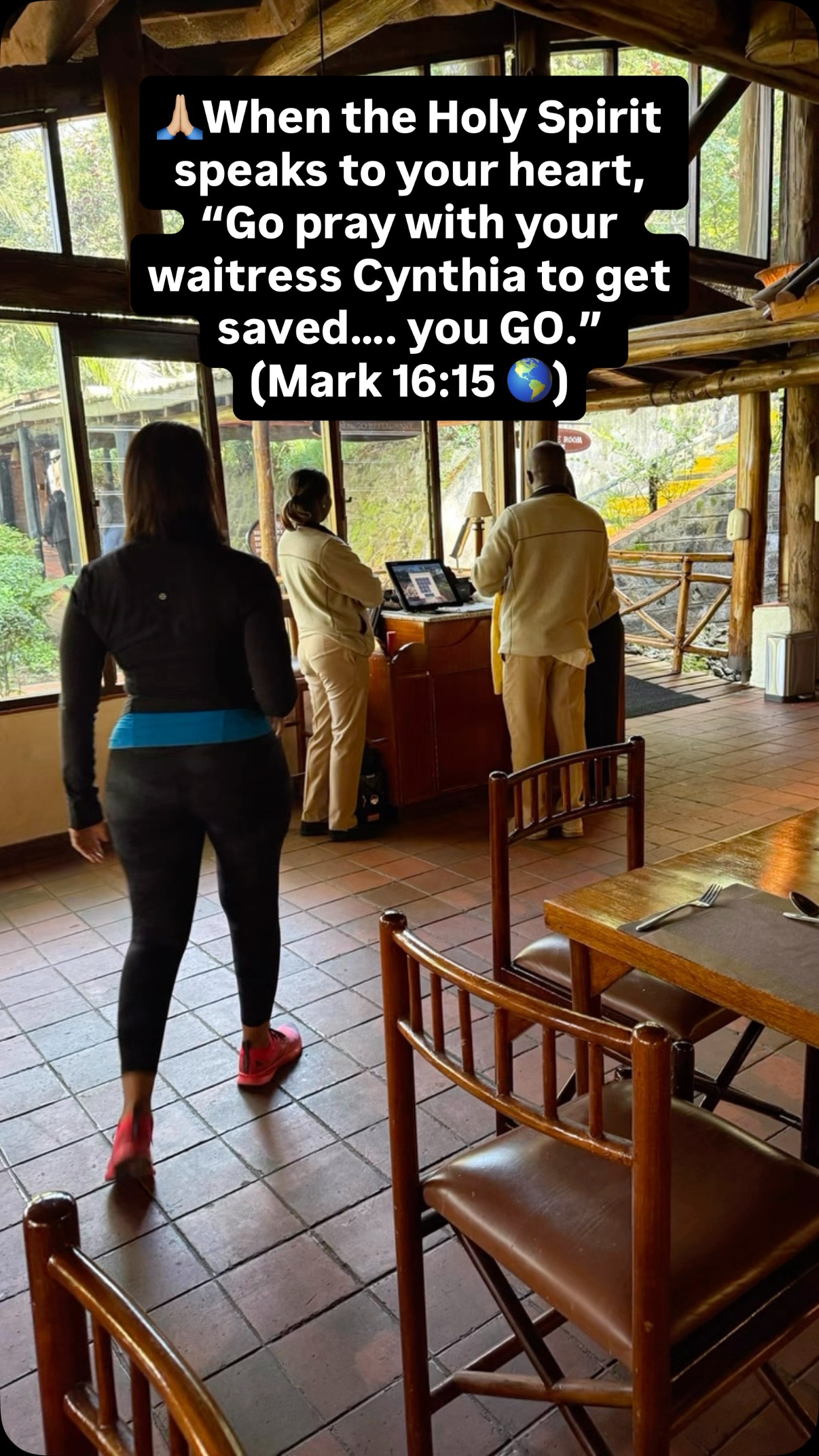 When the Holy Spirit speaks to your heart, “Go pray with your waitress Cynthia to get saved…. you GO.” (Mark 16:15 🌎)
#love #life #peace #faith #purpose #prayer #victory #ministry #obedience #preaching #teaching #ministryofreconciliation #ministerofreconciliation #salvation #bornagain #newlife #relationship #inchrist #inhim 🙏🏼😇