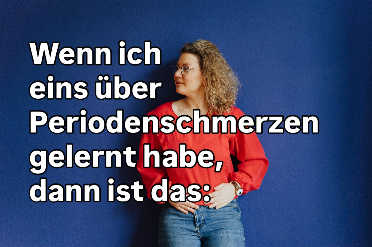 Ich habe lange unter Periodenschmerzen gelitten ohne zu wissen, warum.
Ich dachte, das muss so sein.
Und ich dachte: Schmerzmittel nimmt man nur im Notfall.
❌ Beides ist falsch.
Denn wenn Schmerzen nicht behandelt werden, können sie sich chronifizieren, also quasi im Nervensystem und Gehirn „einbrennen“ und bestehen bleiben, selbst wenn die ursprüngliche Ursache längst verschwunden ist. Das gilt auch für Periodenschmerzen. Ein Teufelskreis.
Gestern durfte ich ein umfassendes Interview mit Prof. Dr. Sylvia Mechsner, Leiterin des Endometriosezentrums an der Charité in Berlin, führen. 🩺
Der Fokus lag auf Endometriose und es war ein richtig guter, großer Überblick über Ursachen, Behandlungsmöglichkeiten und die neuen Leitlinien. Und es ging natürlich auch explizit um den Umgang mit Schmerzen. Für alle die noch Wissen tanken möchten, ein absolutes Must-Hear 👂
Und was die Schmerzen angeht hier schon mal in Kürze mein Shooting out:
Nicht leiden.
Ursachen erforschen.
Linderung schaffen.
Wer noch mehr über chronischen Schmerz wissen will:
In meiner PMS Talks Playlist findet ihr auch das Gespräch mit Schmerztherapeutin Antje Kallweit @drantje – absolut hörenswert. 🎧
Das neue Interview mit Prof. Mechsner gibt’s ab morgen bei PMS Talks –
sofern ich heute im Nachtdienst einen Moment Ruhe bekomme, um zu schneiden oder schlafen darf und morgen früh Zeit finde. 😉
🎧 Link in Bio
#pms #pmstalks #frauenärztin #podcast #medizinwissen #fempowerment #aufklärung #endometriose #zykluswissen #periode #menstruationmatters #gynzwei #chronischeschmerzen #schmerzen #periodenschmerzen