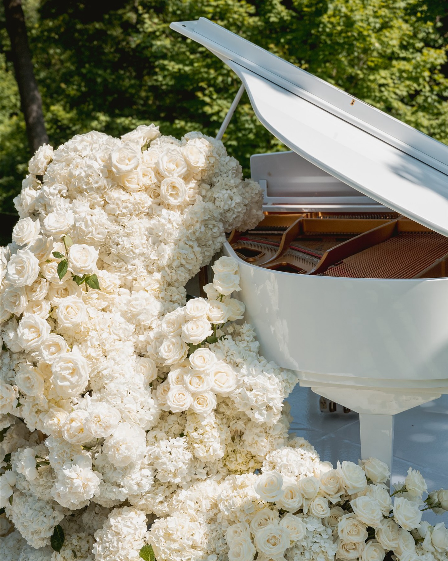 These elegant details 🤍
Photography & Cinematography: @sollisstudio
@annalacivitadesigns
@frankreaeventdesigns
@solepower