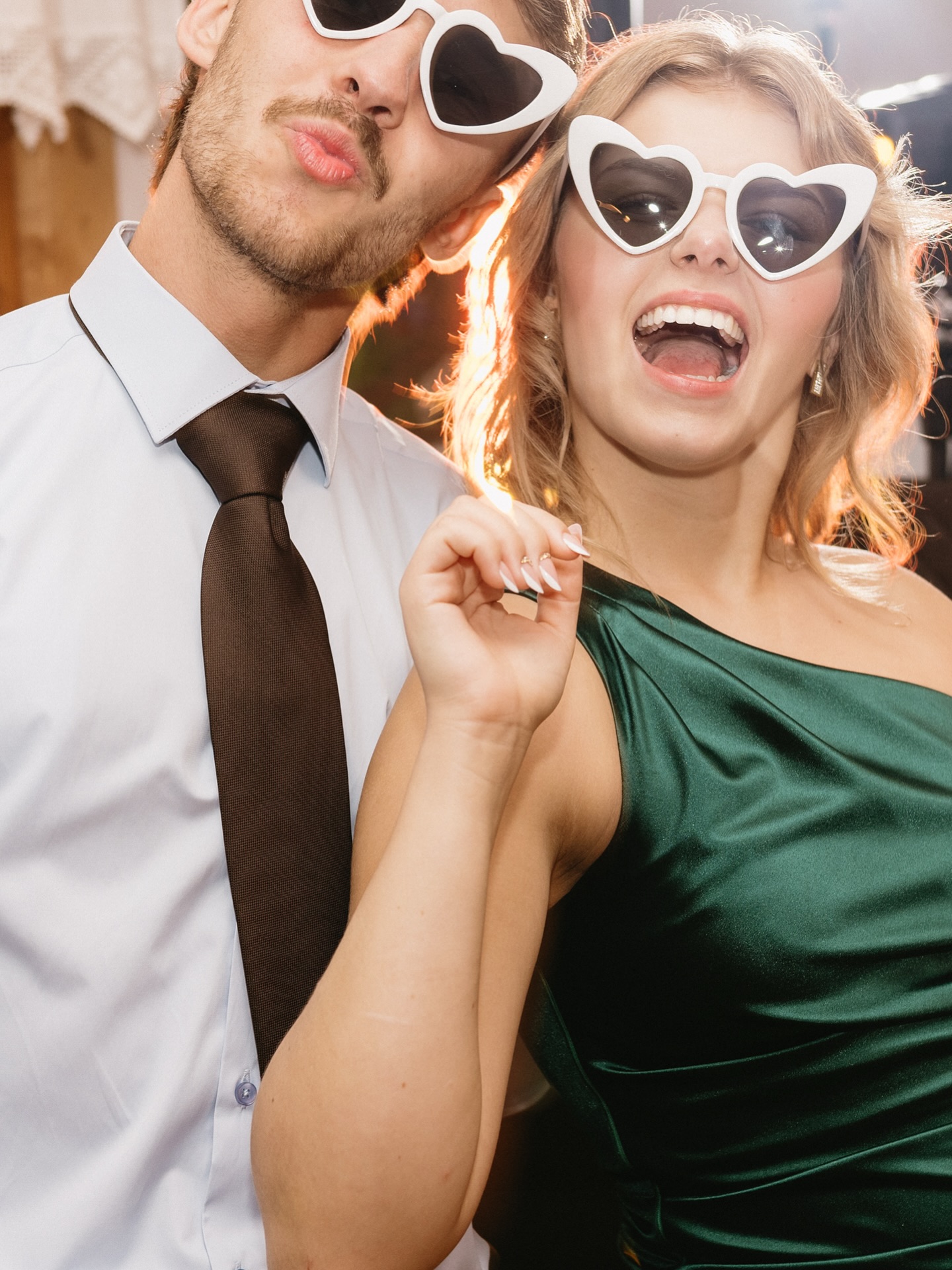 Fajni Goście z wesela.