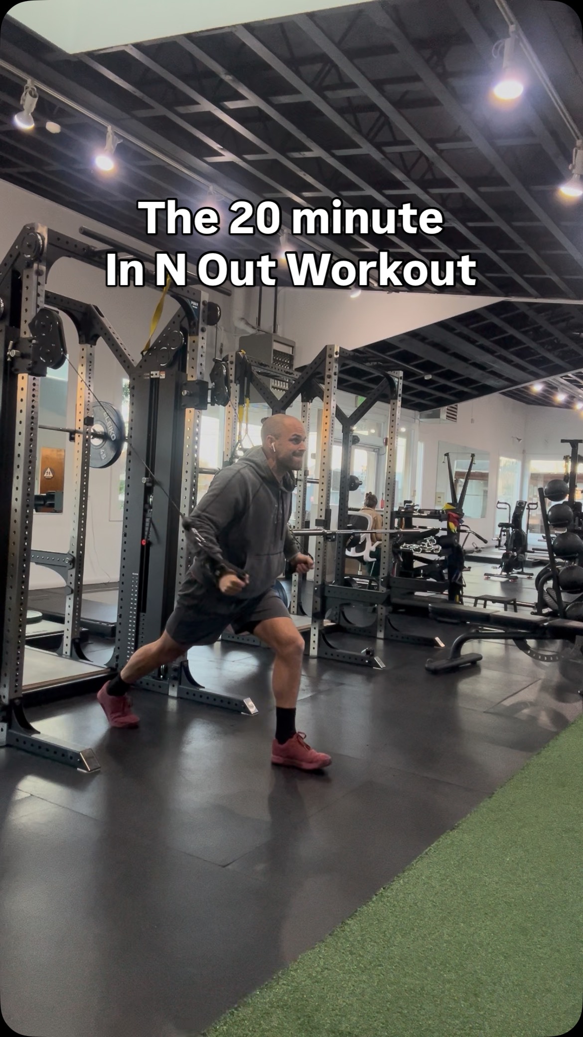 Used to think workouts had to take a long time. They don’t. When you focus on the intensity of each rep and choose the right movements, you can be very productive in a short time!
If you can carve out 20-30 minutes twice a week, and you’re ready to shed a layer, send me a DM, and we’ll get you that online program going!
(@nike, if you wanna send me a discount code or some swag, that works too).