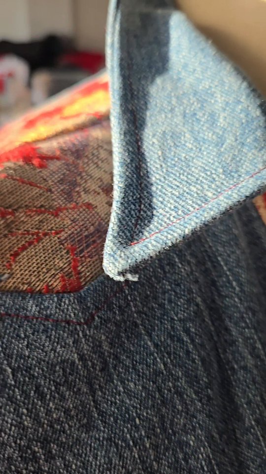 #flashbackfriday to creating 2 out of 4 pieces from the upholstery fabric featured in our collection with @abstractjunction 😍
#collaboration #regroundedcollection #circularfashion #repurposed #redesigned #amalinecollections