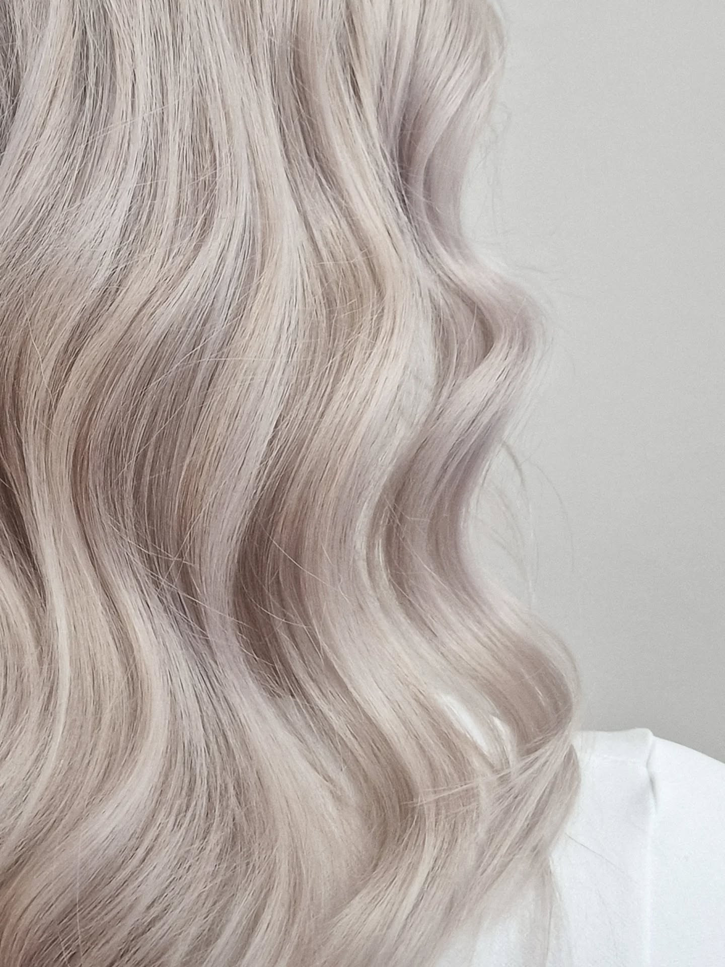 Clean blonde 🤍
By Heli