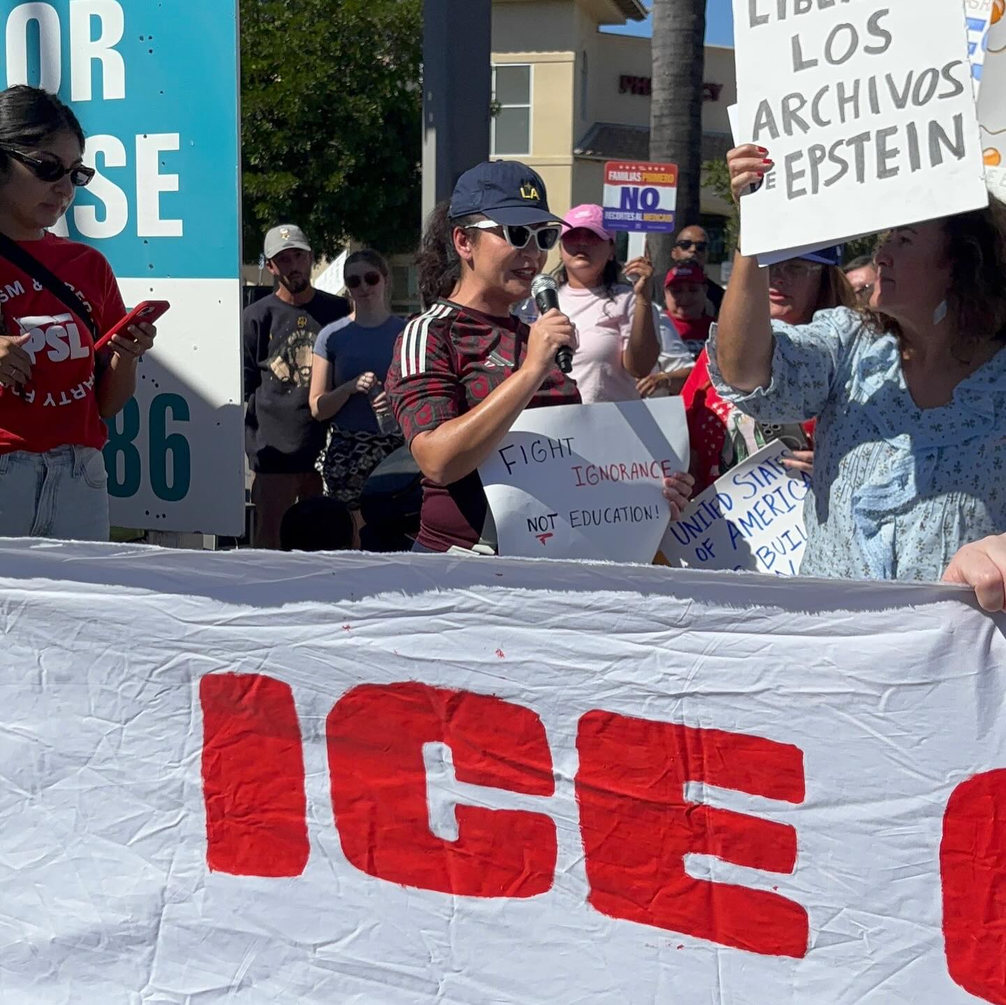 LTA showed up to defend our students, our schools, our community, and our democracy! #StrongerTogerher #NoKings #WeAreCTA #WeCantWait