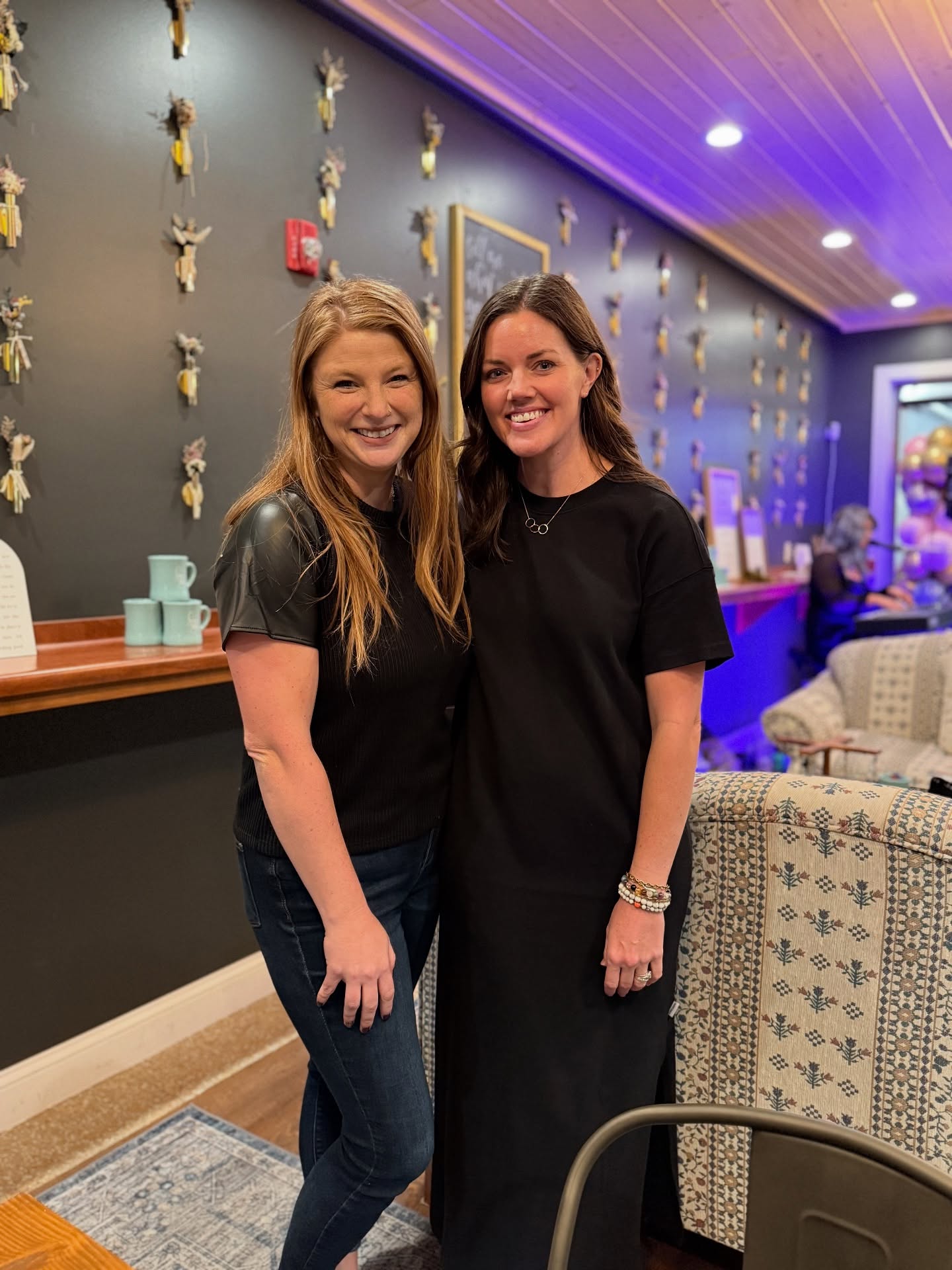 Last night’s Wave of Light remembrance event was just what my soul needed. 🥰👼🏼
.
@wishesforwyatt flower bar for the mamas 💐
@brieandhoney.wi charcuterie with proceeds donated to our Joy Bombs 🥹☺️
@mama3motivator beautiful book & support
music by @windy.hope music 🎵
chair massages 💆🏻♀️
Joy Bomb stations @alittlesomethingalotoflove 💌
.
Thank you to those of you who came to honor your baby. I’ll never forget seeing their light shine together…a symbol of how we are never alone, and our love burns forever. 🕯️🩵
.
It was so special to meet many new faces…to chat with you, and to have your help making items for the Joy Bombs.
.
None of this would be possible without Opal @wildpreciousboutique who put it all together. She’s pure magic. Thank you for all your hard work! 🤟🏼
.
Some of you told me last night that you received a Joy Bomb in the hospital and how much it meant to you. 🙏🏼🏥 That stopped me in my tracks.
.
Such a full circle moment…validation, and wink that this mission of bringing hope to mamas on hard days is so important.
.
.
.
.
#alittlesomethingalotoflove #waveoflight #waveoflight2025 #miscarriage #miscarriagesurvivor #miscarriageawareness #miscarriagejourney #pregnancyloss #ihadamiscarriage #stillbirth #stillbirthawareness #extopicpregnancy #tfmrbreakthesilence #pail #pailawareness