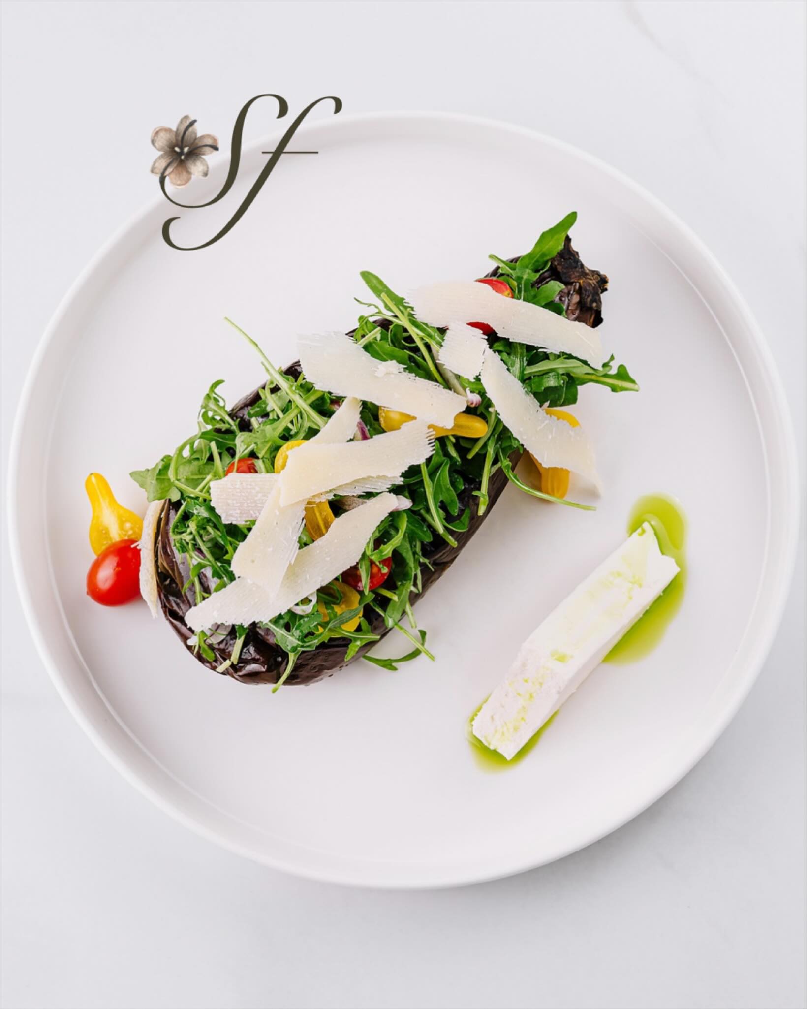 A harmony of color, flavor, and grace. ✨
At Saffron, every creation is a reflection of Mediterranean refinement — delicate, artful, and crafted for those who savor beauty in every bite. 🍃🍽️
Because fine dining isn’t just served.
It’s composed. 🛩️🌸
#SaffronInflight #LuxuryInTheSky #PrivateJetCatering #MediterraneanCuisine #FineDiningExperience #SkyDining
