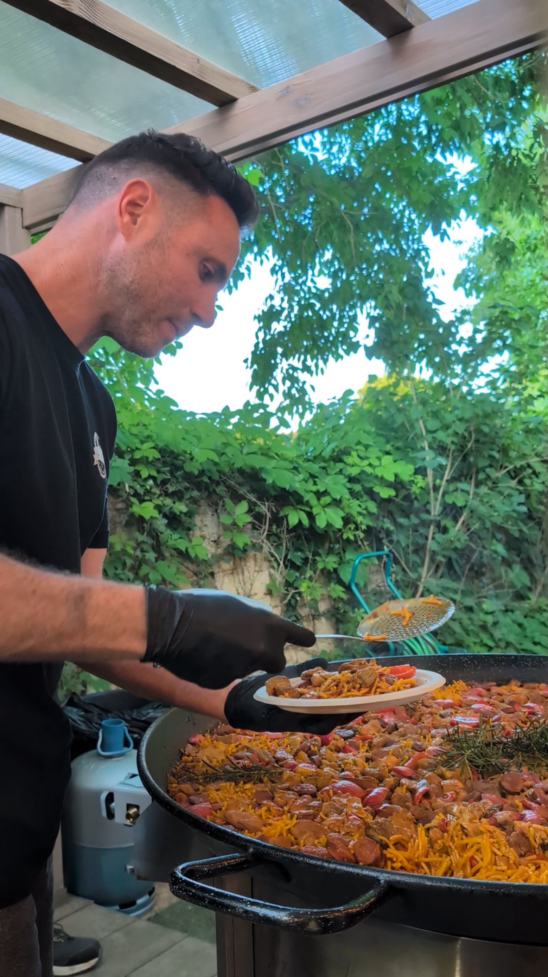 La réaction de nos clients 😍
Merci à Magali et Patrick pour leur confiance 💍❤️
Tu te maries en 2026 ? Contacte-nous dès maintenant, le planning se rempli vite 🗓️ 🔥!
#weddingplanner #wedding #mariage #traiteurmariage #montpellier #montpellierfood #paella #paellalovers #fideua #spanish #spanishdishes #gastronomieespagnole #herault #suddefrance